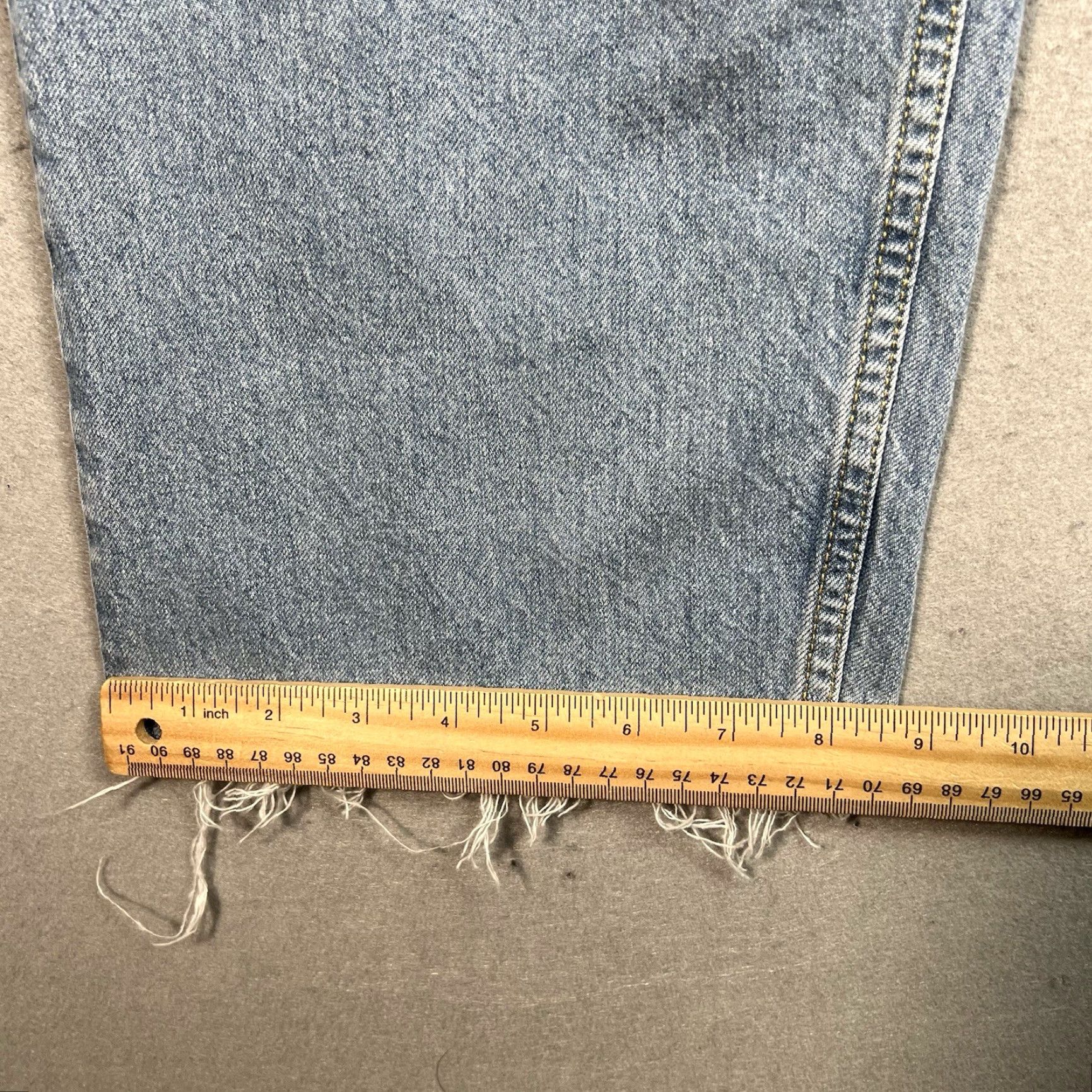Cos VINTAGE COS Jeans Adult Mens 34 x 27 Blue Light Wash Denim Mid Rise Straight Size US 34 / EU 50 - 6 Thumbnail