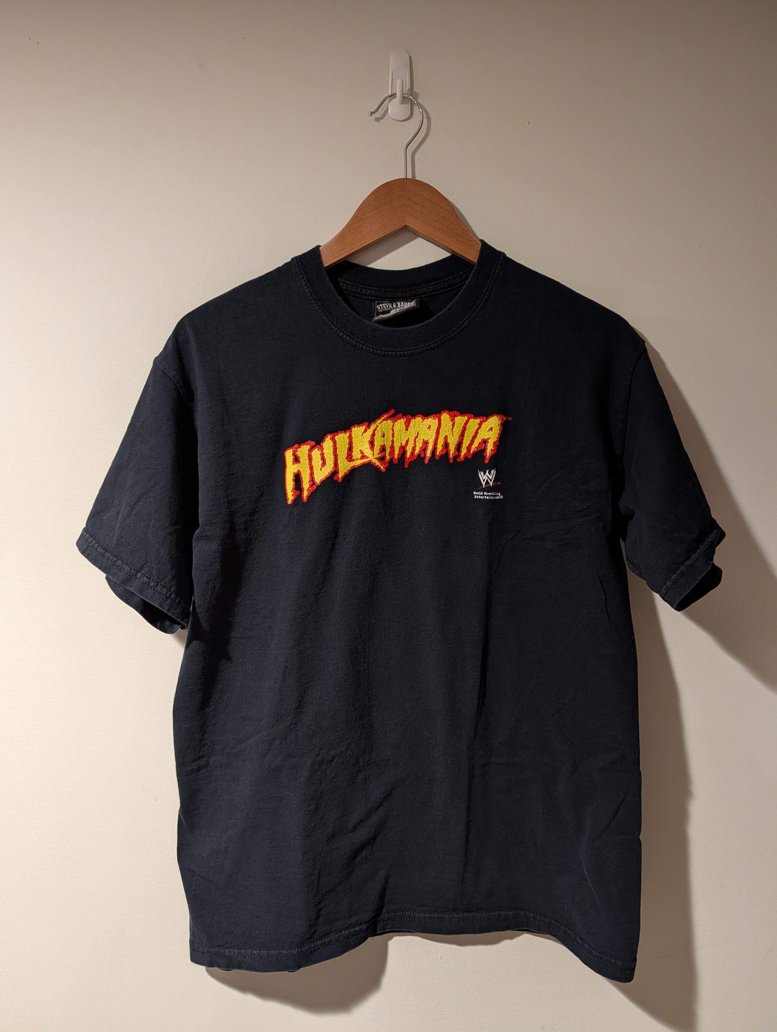 WWE Hulkamania WWE Hulk Hogan Steve & Barry's Wrestling T-Shirt Size US M / EU 48-50 / 2 - 1 Thumbnail