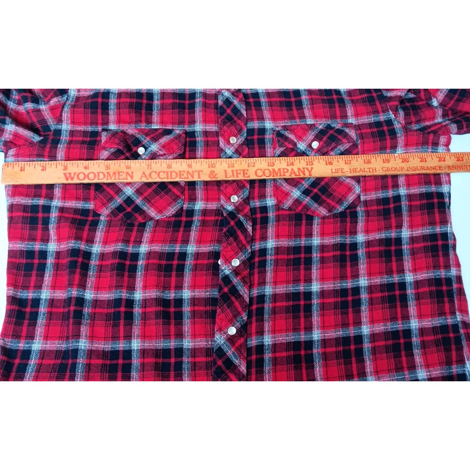Wrangler VINTAGE Wrangler Wrancher Shirt Large Plaid Red Western Pearl Snap Cowboy Workwear Mens L Red Plaid Western Wear 90s Size US L / EU 52-54 / 3 - 4 Thumbnail