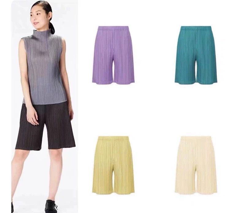 Other Issey Miyake/三宅一生 size:3 White pleated shorts Size 42" / US 20 - 1 Thumbnail