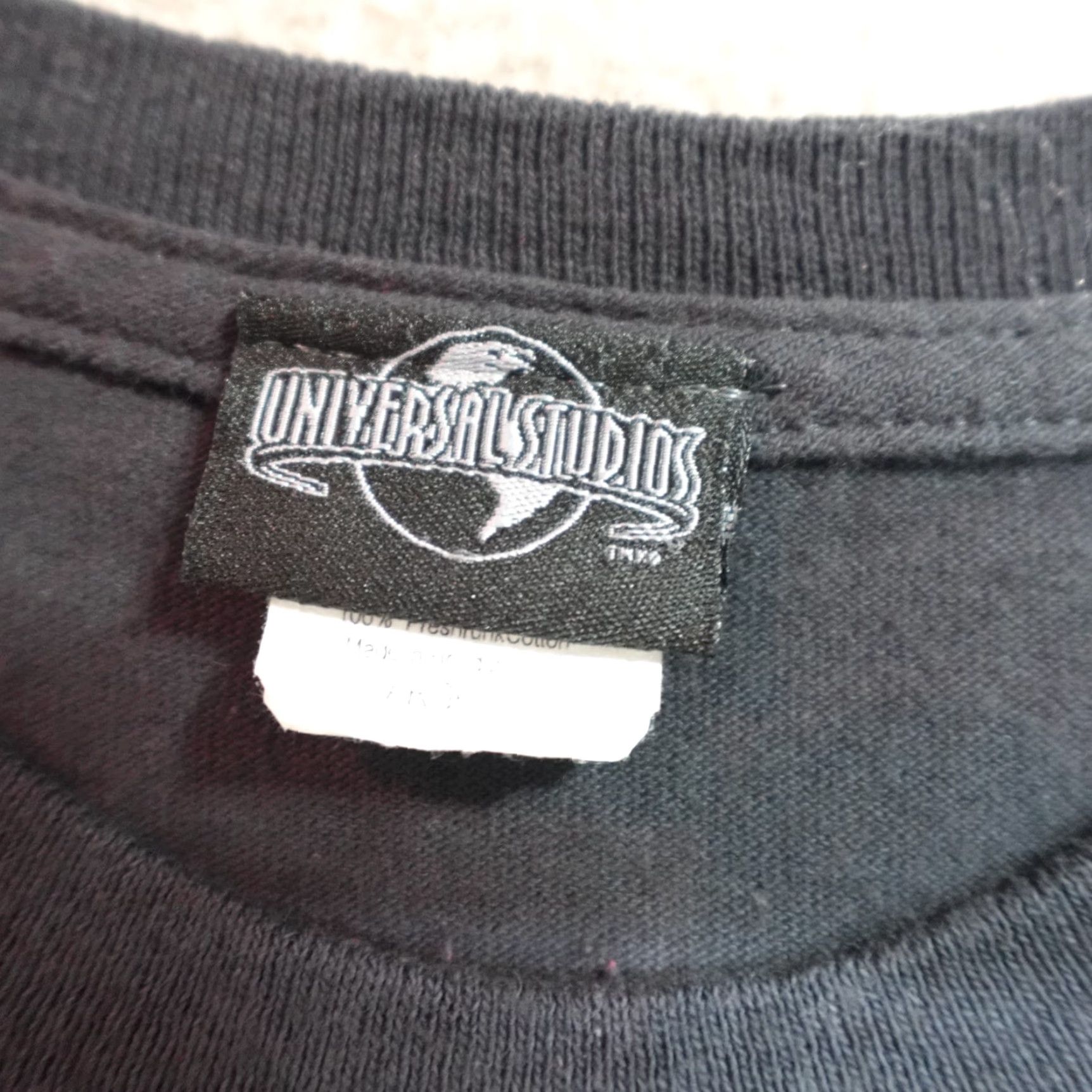 Vintage VINTAGE Universal Man Group Shirt L Black Cotton Official Y2K Size US L / EU 52-54 / 3 - 4 Thumbnail