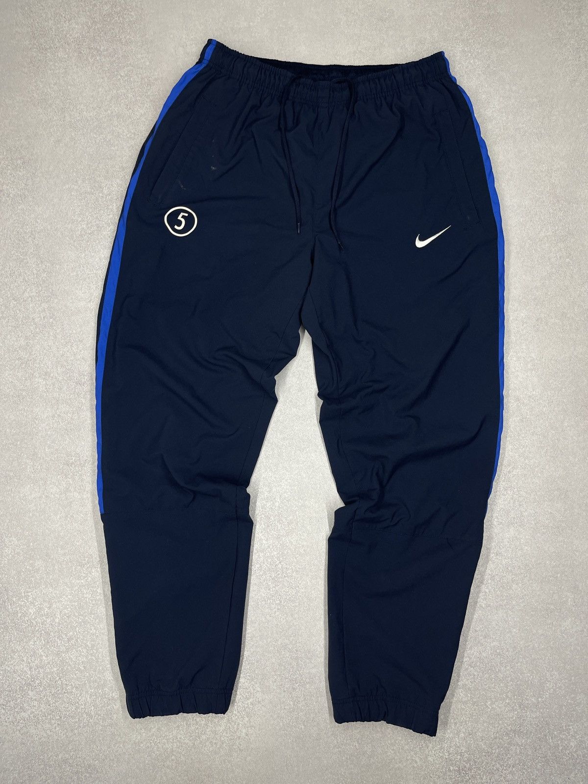 Nike Vintage Nike Nylon Sweatpants Navy Drill Y2K ACG TN Size US 34 / EU 50 - 4 Thumbnail