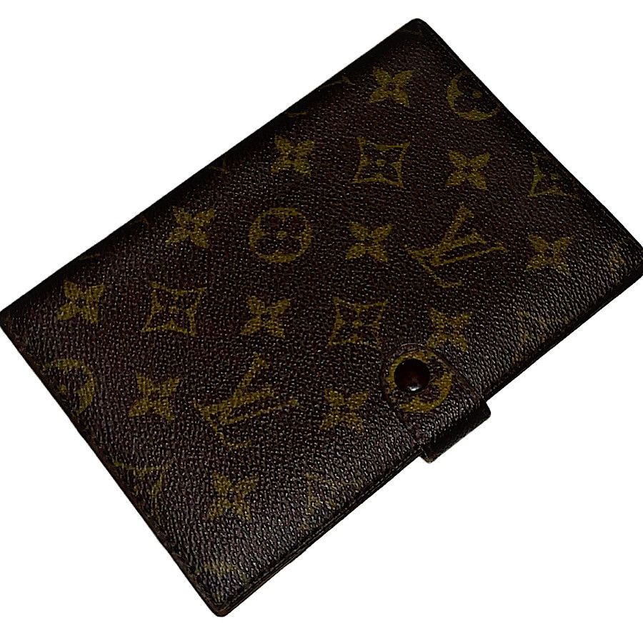 Louis Vuitton Authentic Vintage Vuitton Monogram Passport Holder Size ONE SIZE - 3 Thumbnail