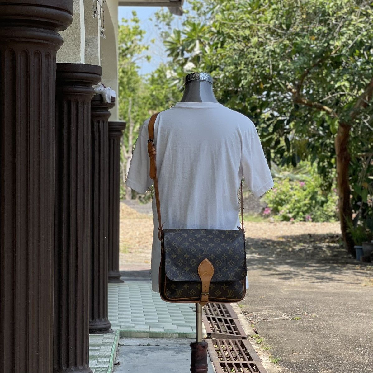 Louis Vuitton Cartouchiere Shoulder Bag
