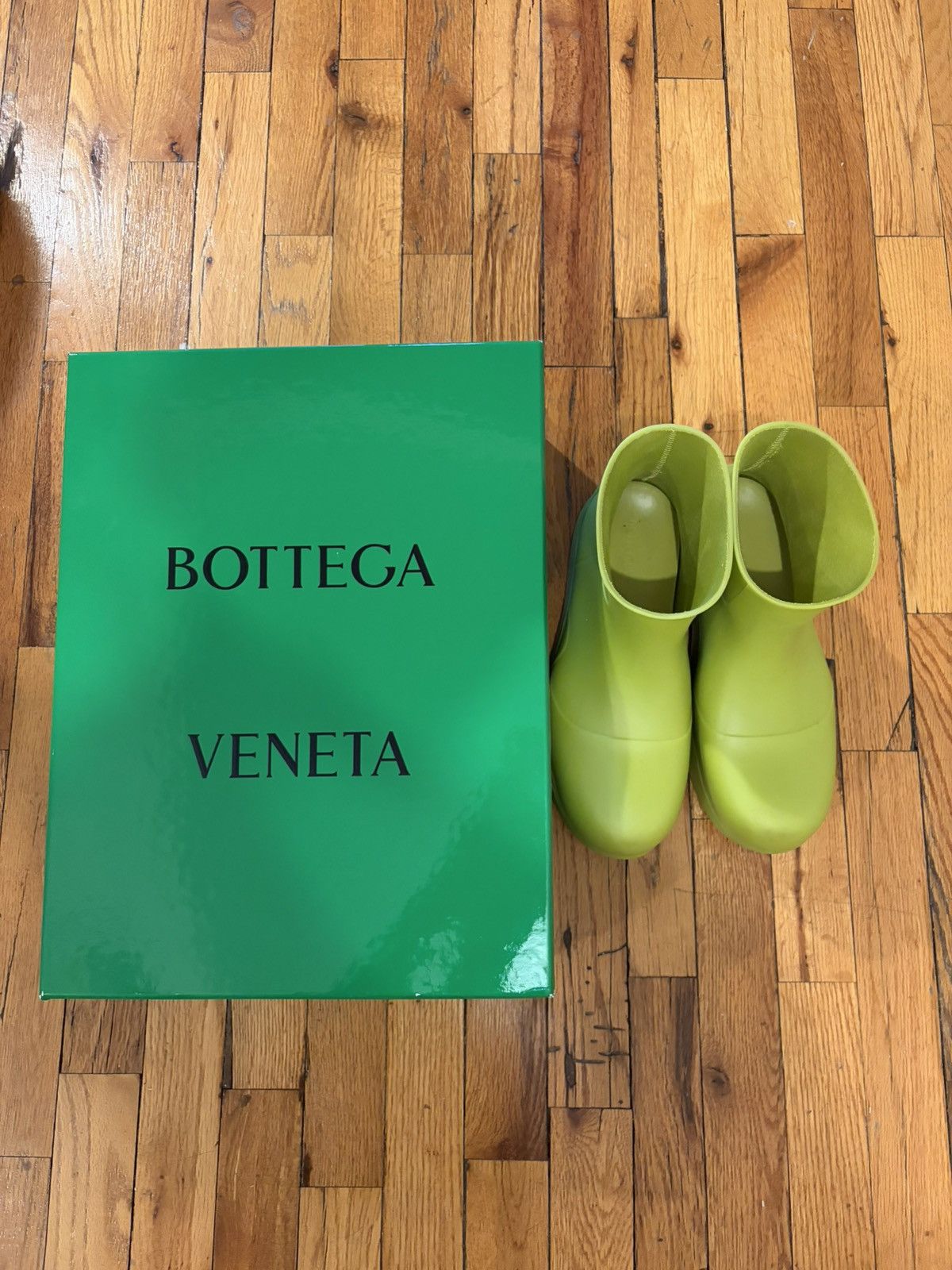Bottega Veneta Bottega Veneta Puddle Boot Size US 7 / EU 40 - 1 Thumbnail