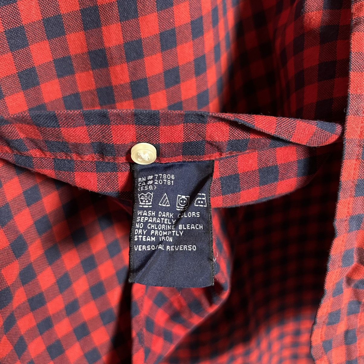 Tommy Hilfiger Vintage Tommy Hilfiger Embroidered Logo Button Up Shirt Size US S / EU 44-46 / 1 - 7 Thumbnail