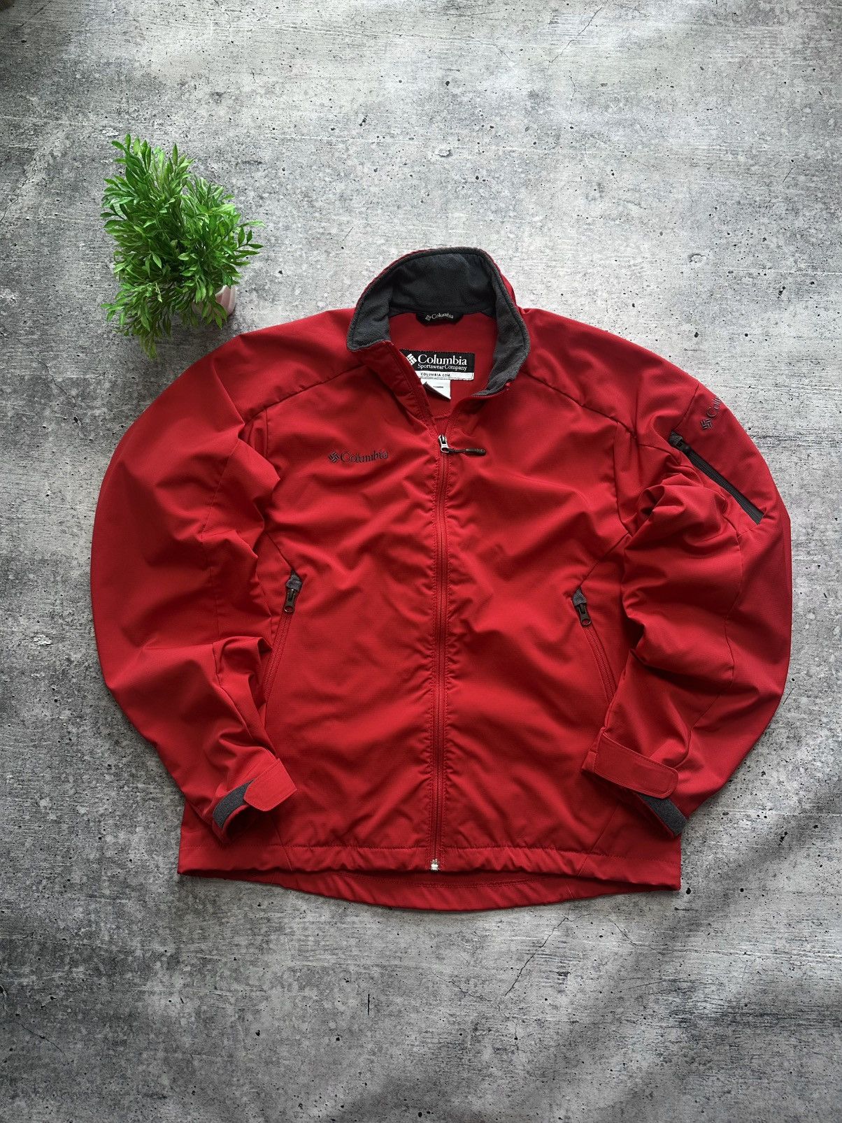 Columbia Vintage Columbia Softshell Outdoor Y2K Mountain Jacket Size US M / EU 48-50 / 2 - 1 Thumbnail