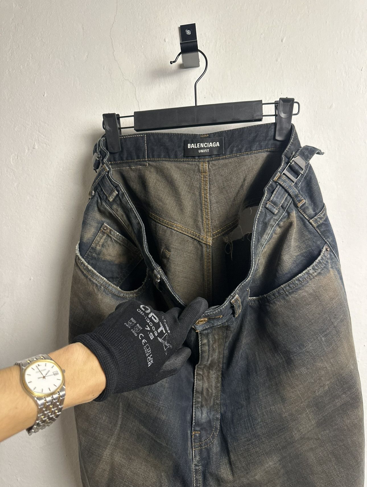 Balenciaga Balenciaga Mud Wash Destroyed Skater Jeans Size US 32 / EU 48 - 9 Thumbnail