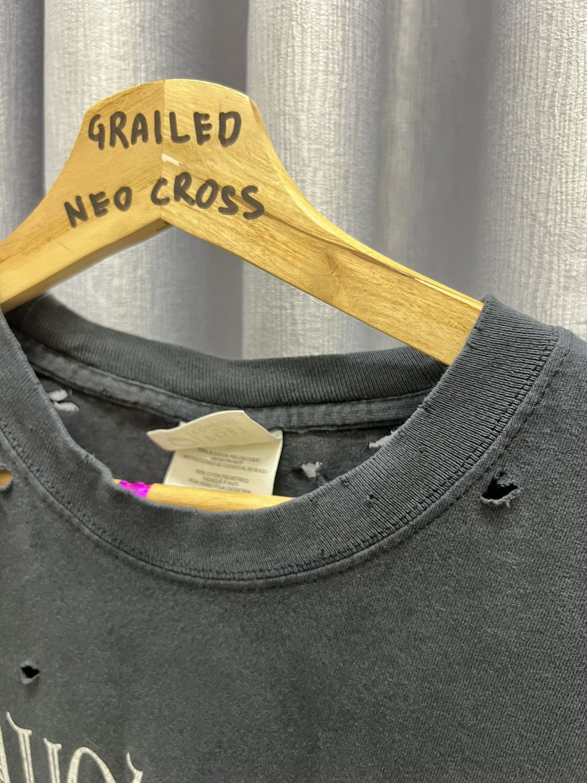 Vintage 90s VINTAGE THRASHED FADED VALLEY GRAPHIC TEE Size US XL / EU 56 / 4 - 4 Thumbnail
