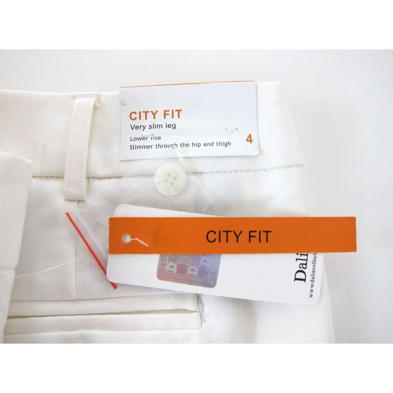 Vintage NWT Dalia Collection White Stretch Very Slim Low Rise City Fit Crop Pant Size 4 Size 27" / US 4 / IT 40 - 3 Thumbnail