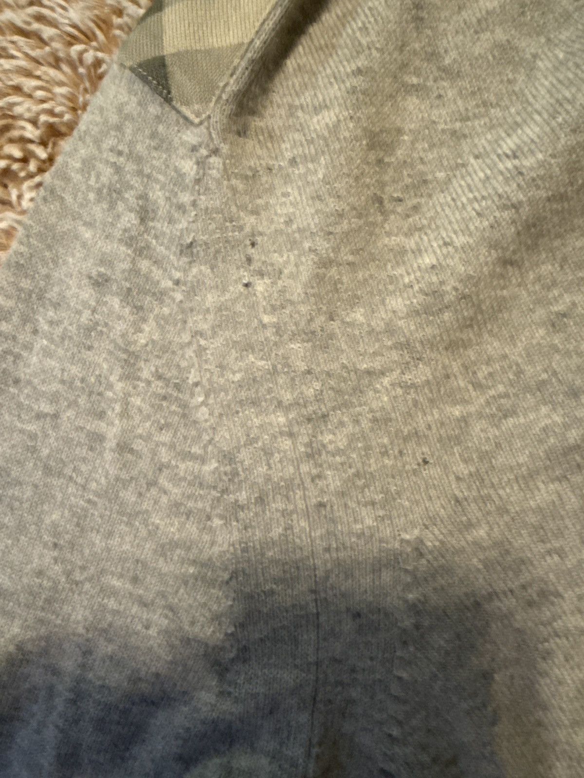 Burberry Cashmere Burberry V neck Sweater Size US M / EU 48-50 / 2 - 8 Thumbnail