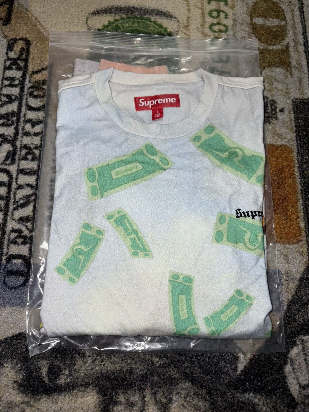 Supreme Supreme All Dogs Go To Heaven L/S Top Size US S / EU 44-46 / 1 - 1 Thumbnail