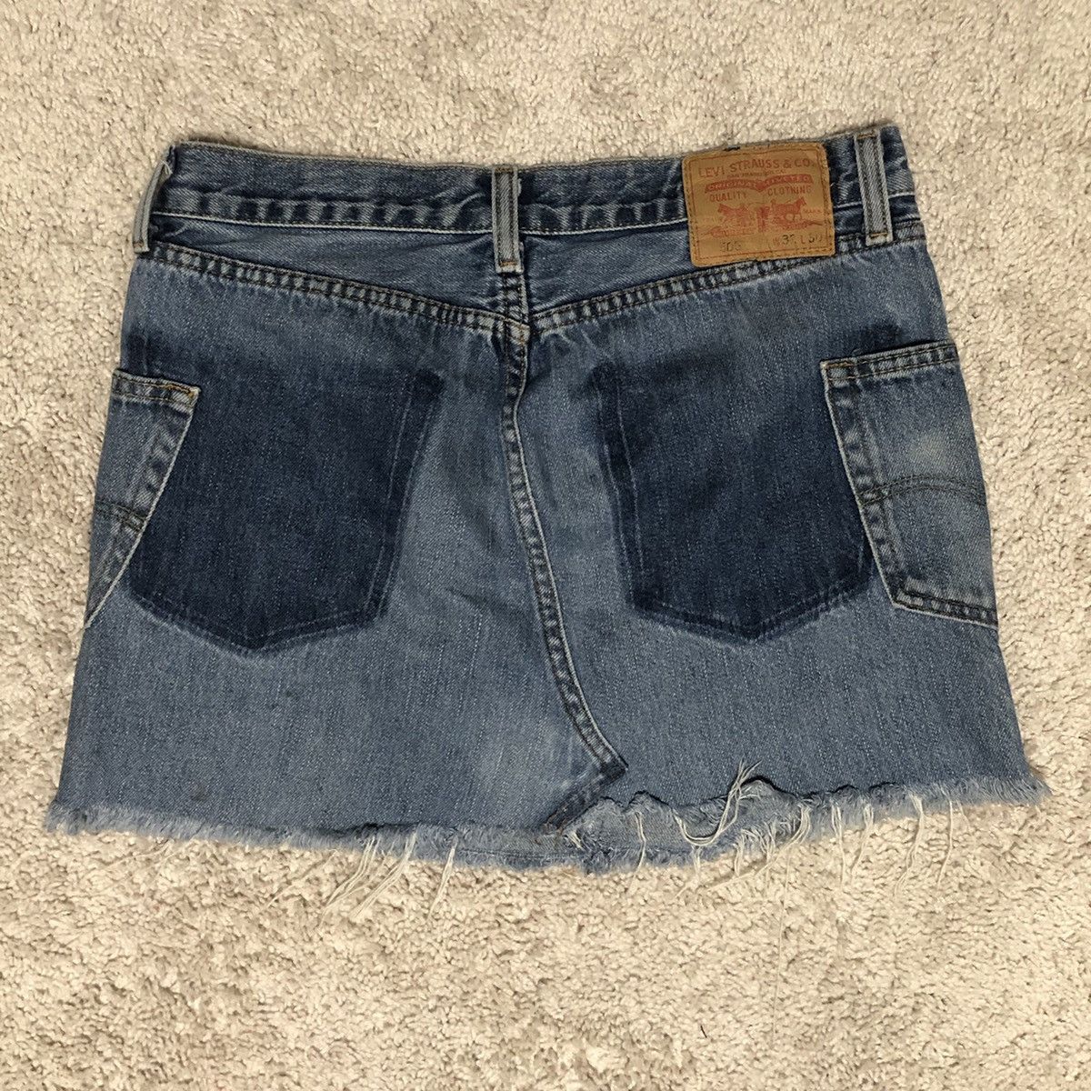 Levi's Levi’s Reconstructed Denim Mini Skirt Size 32" / US 10 / IT 46 - 1 Thumbnail
