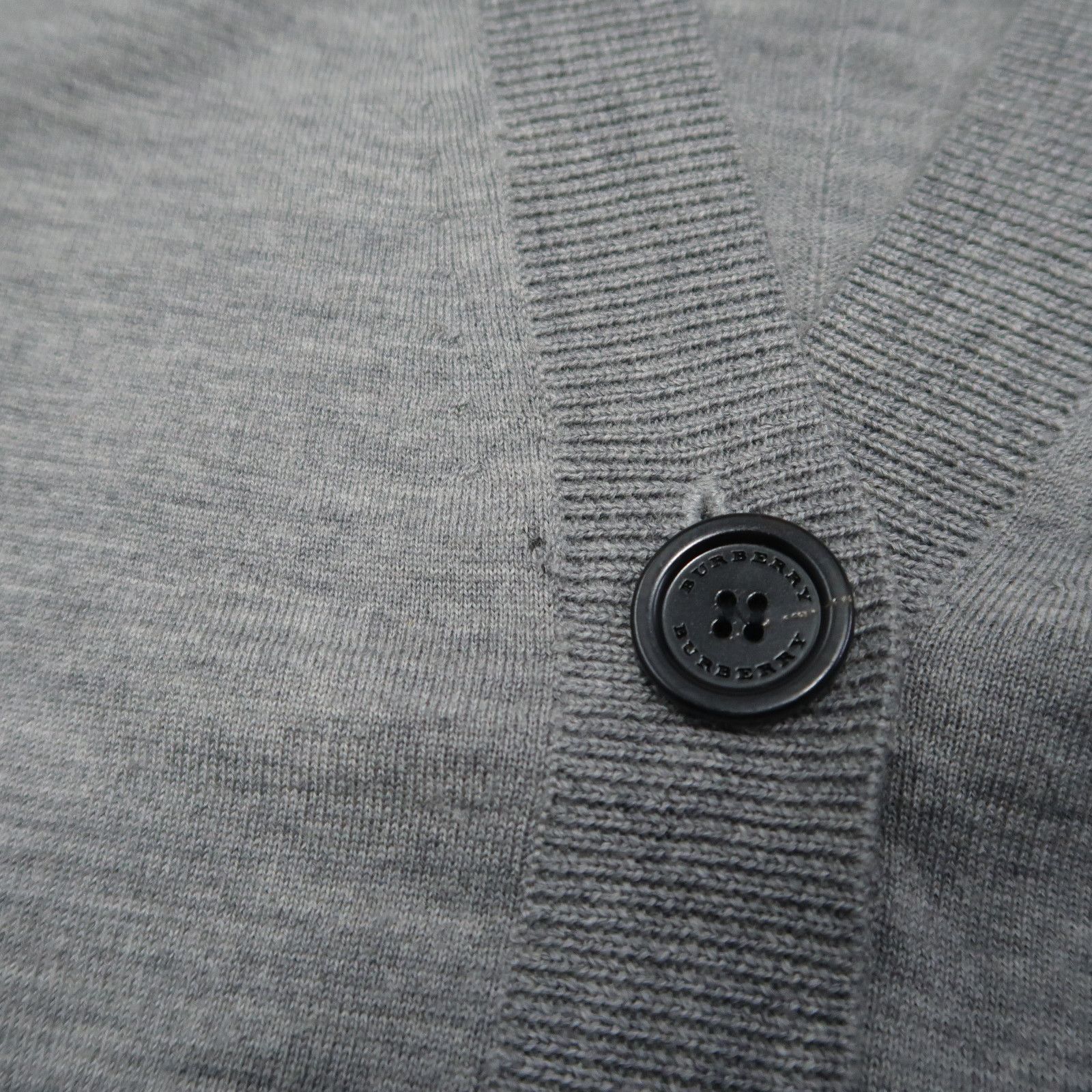 Burberry Burberry Nova Check Wool Patch Detail Distressed Cardigan Size US L / EU 52-54 / 3 - 12 Thumbnail