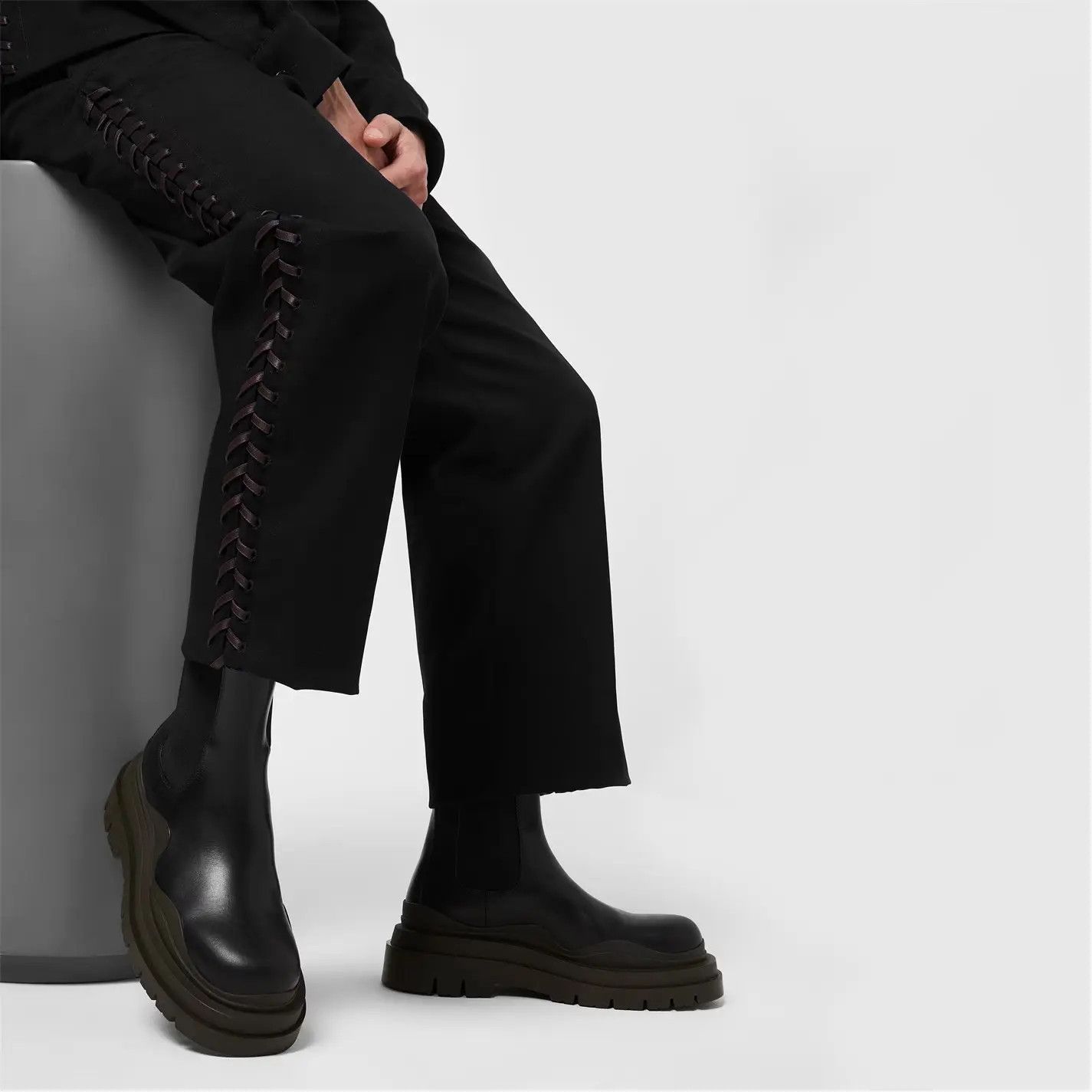 Bottega Veneta o1w1db10425 Tire Chelsea Boots in Black/Camping Size US 12 / EU 45 - 5 Thumbnail