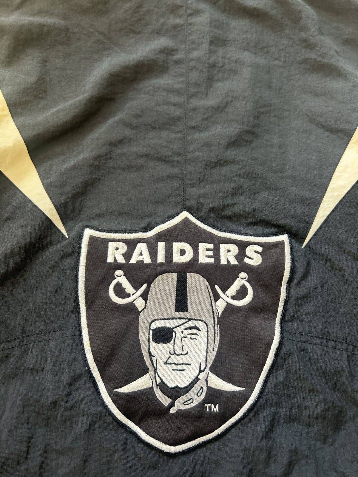 Apex One Vintage 90s Apex One Oakland Raiders Shark Tooth Jacket Size US XL / EU 56 / 4 - 16 Thumbnail
