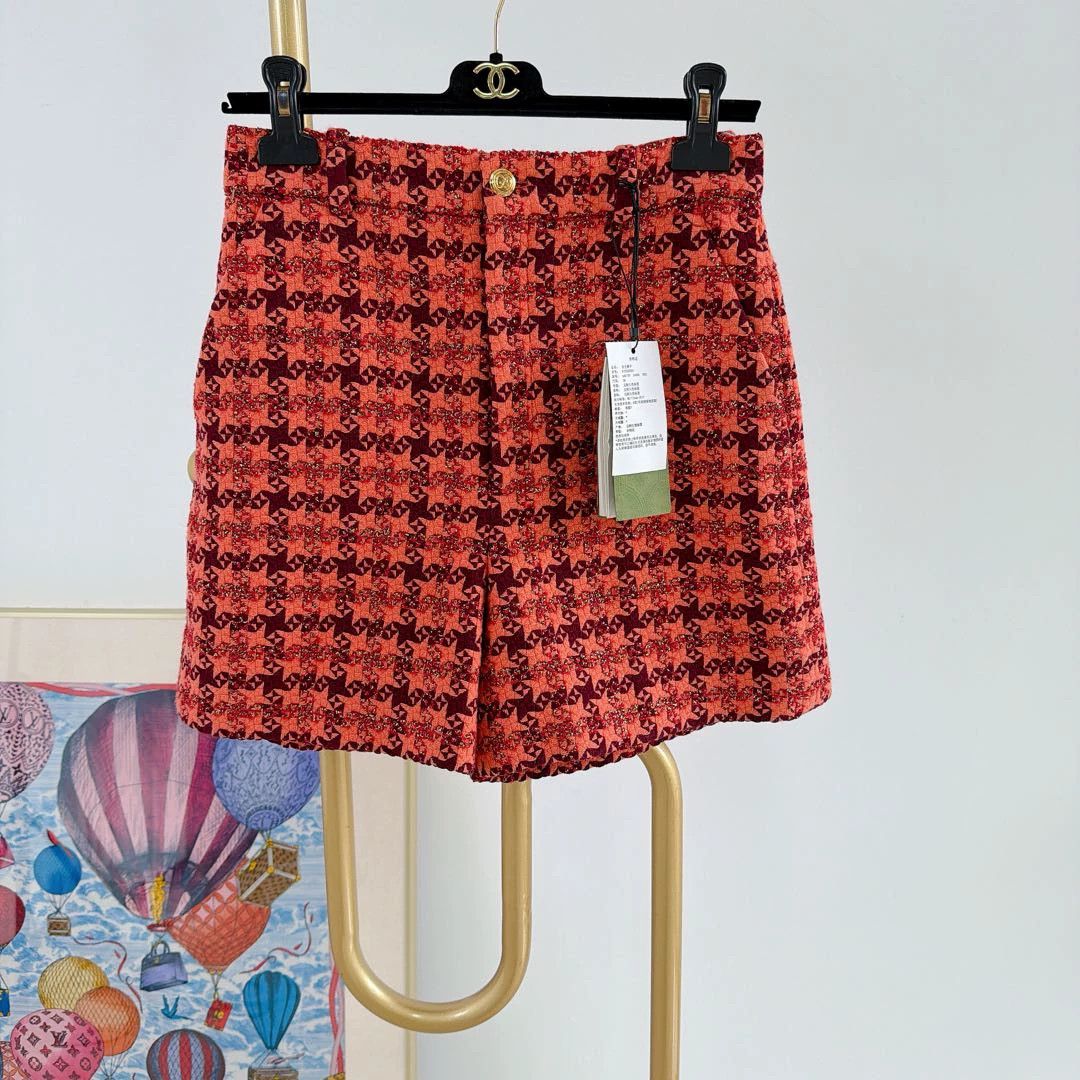 Gucci Gucci Orange Check Top & Shorts 40/38 NWT Size S / US 4 / IT 40 - 7 Thumbnail