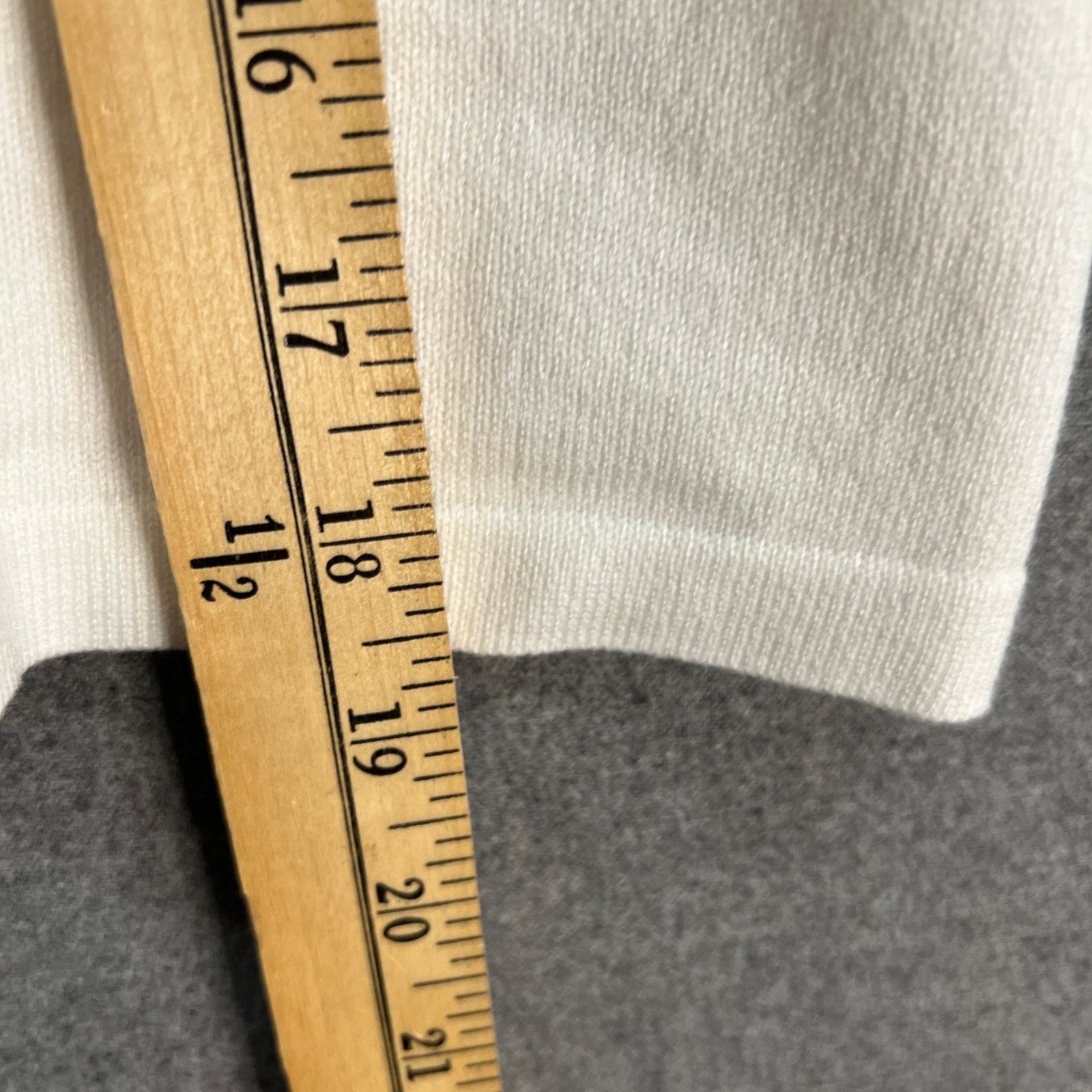 Isaac Mizrahi Isaac Mizrahi LIVE! Always Isaac Ebellished Sweater Lig Size M / US 6-8 / IT 42-44 - 6 Thumbnail