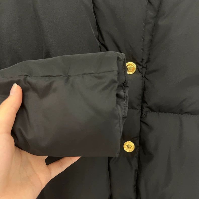Versace Versace Hooded thickened warm short down jacket Size M / US 6-8 / IT 42-44 - 7 Thumbnail