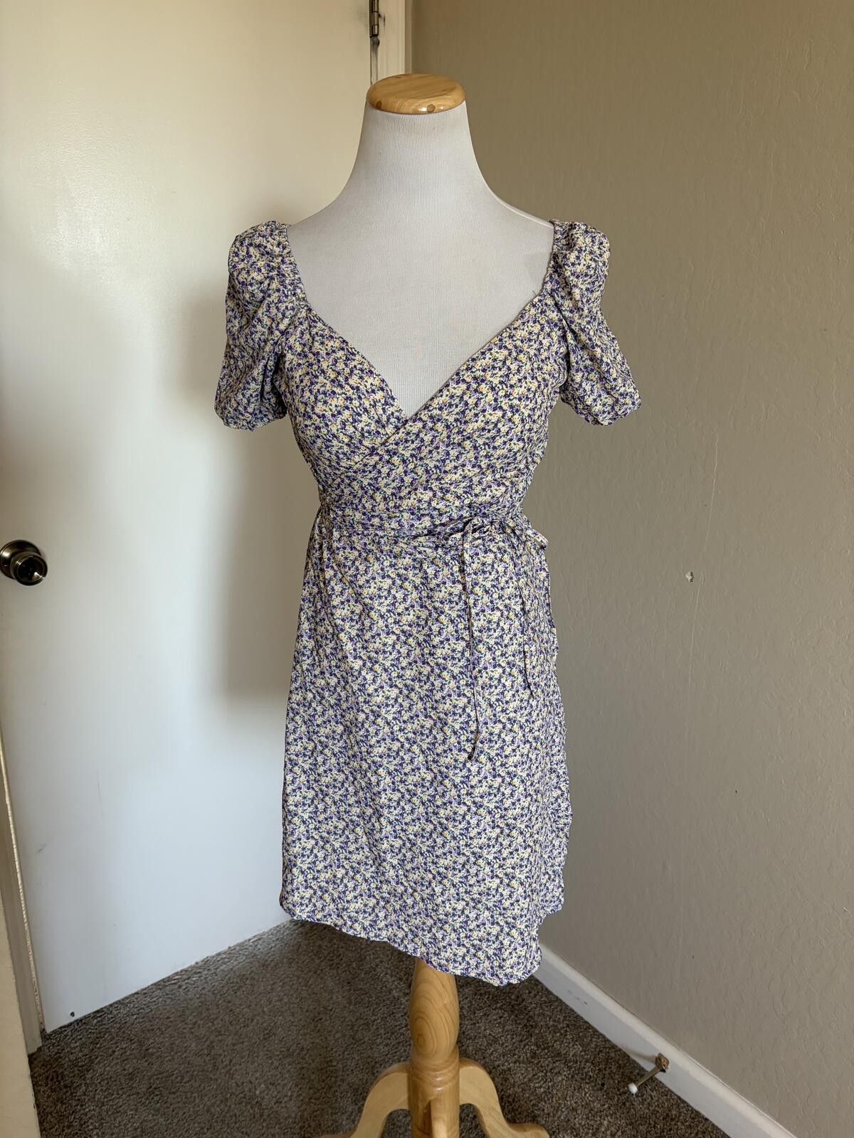 Daytona Dazy wrap floral print dress Size M / US 6-8 / IT 42-44 - 1 Thumbnail