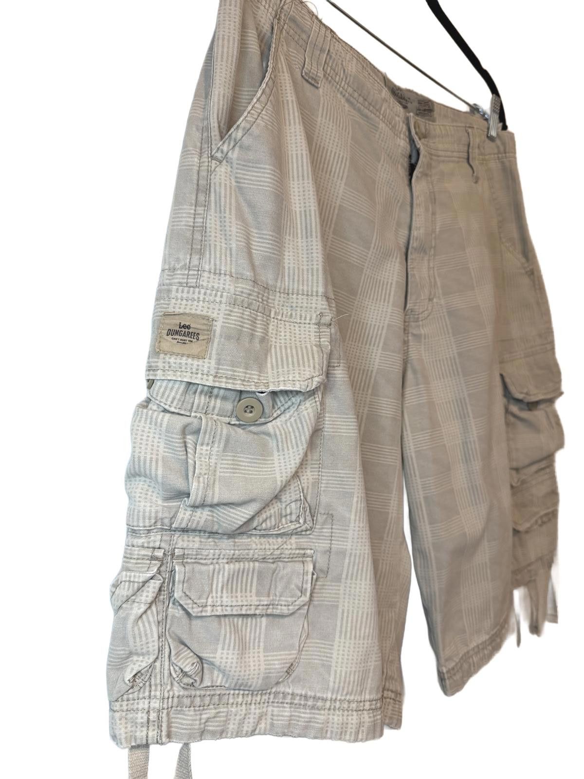 Lee Lee Dungarees Cargo Shorts - Stylish & Functional Size US 36 / EU 52 - 1 Thumbnail
