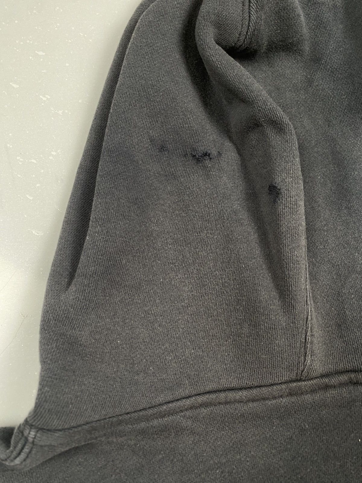 Stussy Grail Vintage y2k Stussy Skulls Goth Sunfaded Pullover Size US XL / EU 56 / 4 - 11 Thumbnail