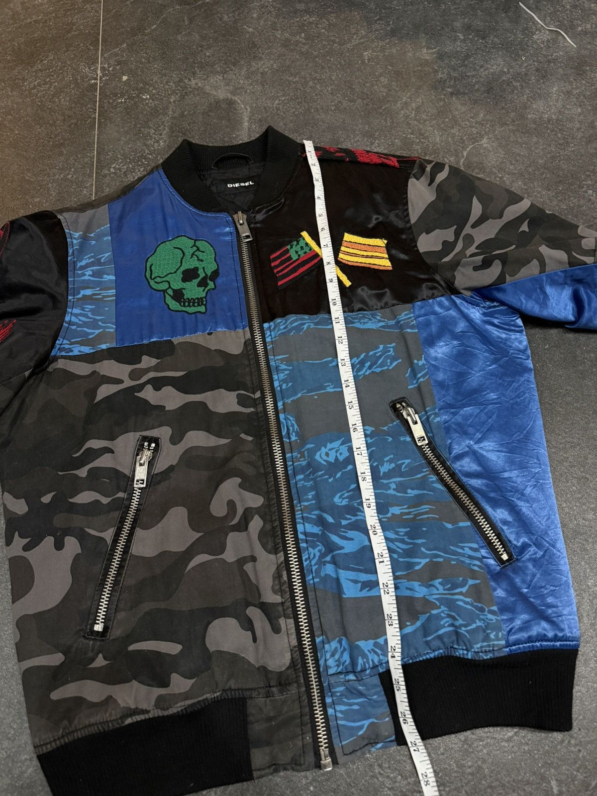 Diesel Very Rare Diesel Men Sukajan Skull Patchwork Zip-Up Size US L / EU 52-54 / 3 - 17 Thumbnail