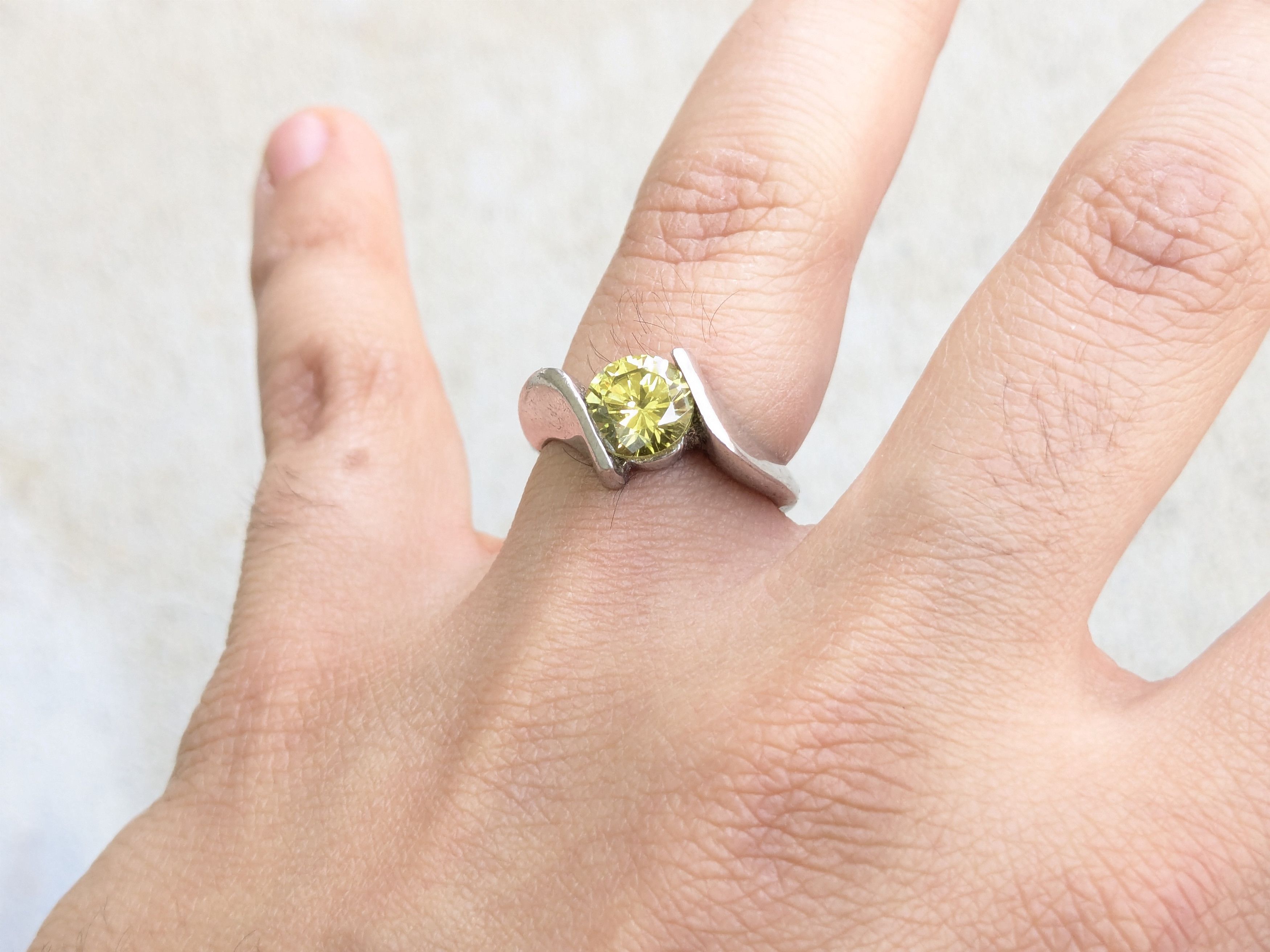 Jewelry × Sterling Silver × Vintage Sterling Silver Ring Green CZ Round Faceted Bypass 7.75 Size ONE SIZE - 8 Thumbnail