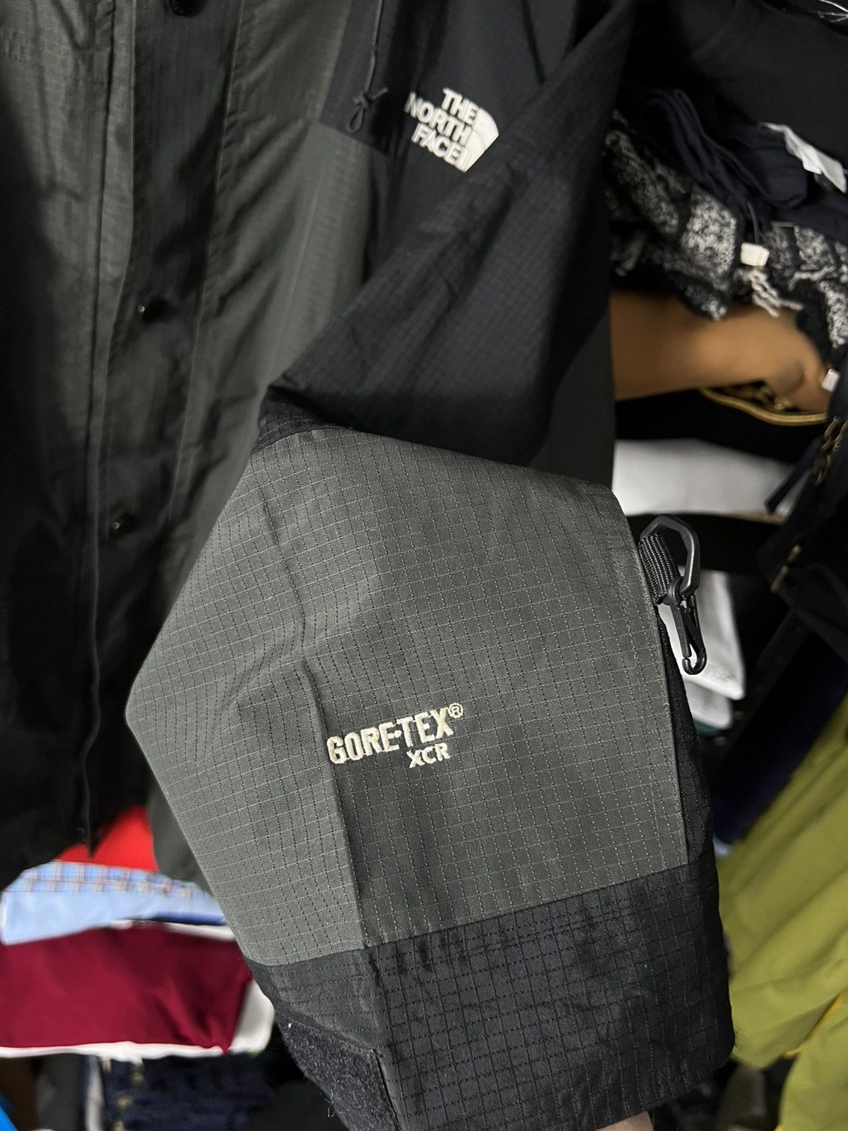 The North Face Vintage The North Face Summit Series Gore-Tex XCR Ski Jacket Size US M / EU 48-50 / 2 - 6 Thumbnail