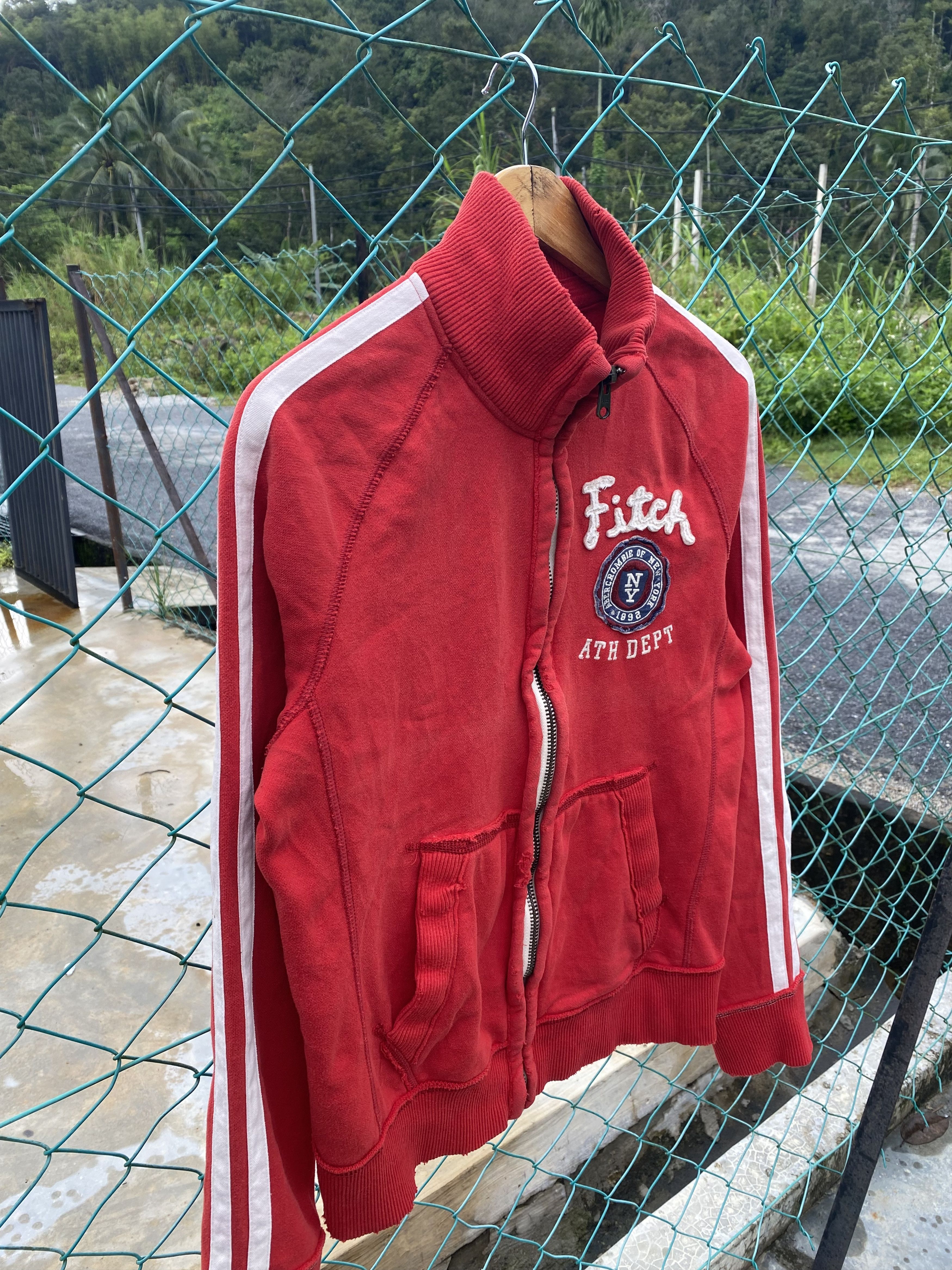 Abercrombie & Fitch Abercrombie & Fitch zip up muscle sweater jacket Size US M / EU 48-50 / 2 - 3 Thumbnail