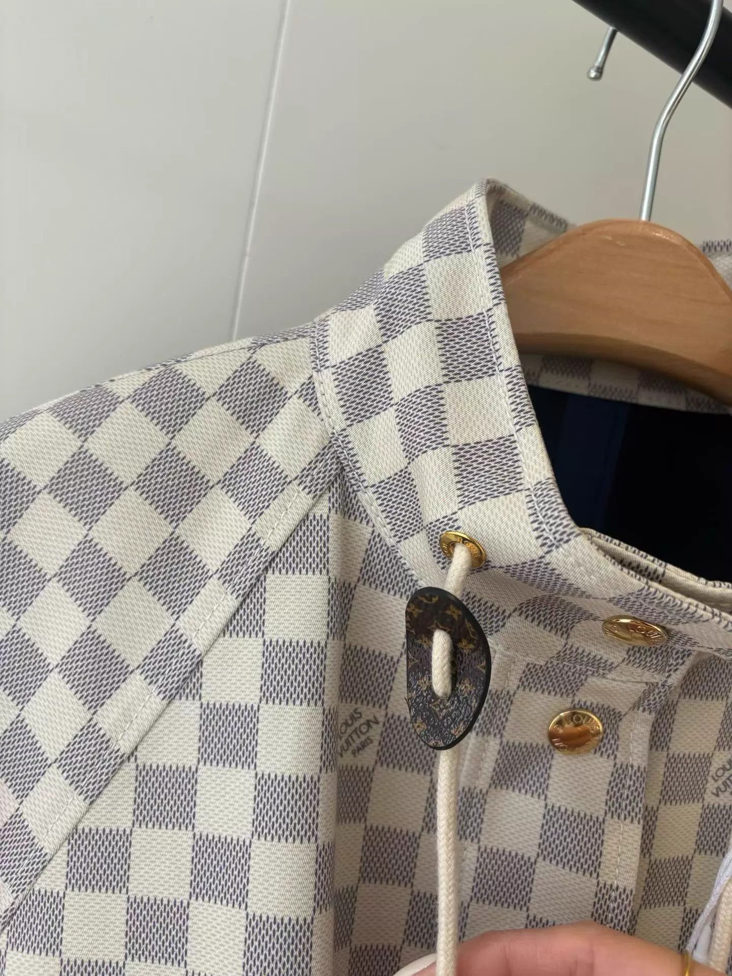 Louis Vuitton LV Damier Check Leather Stand Collar Mid-Length Trench Size XS / US 0-2 / IT 36-38 - 4 Thumbnail