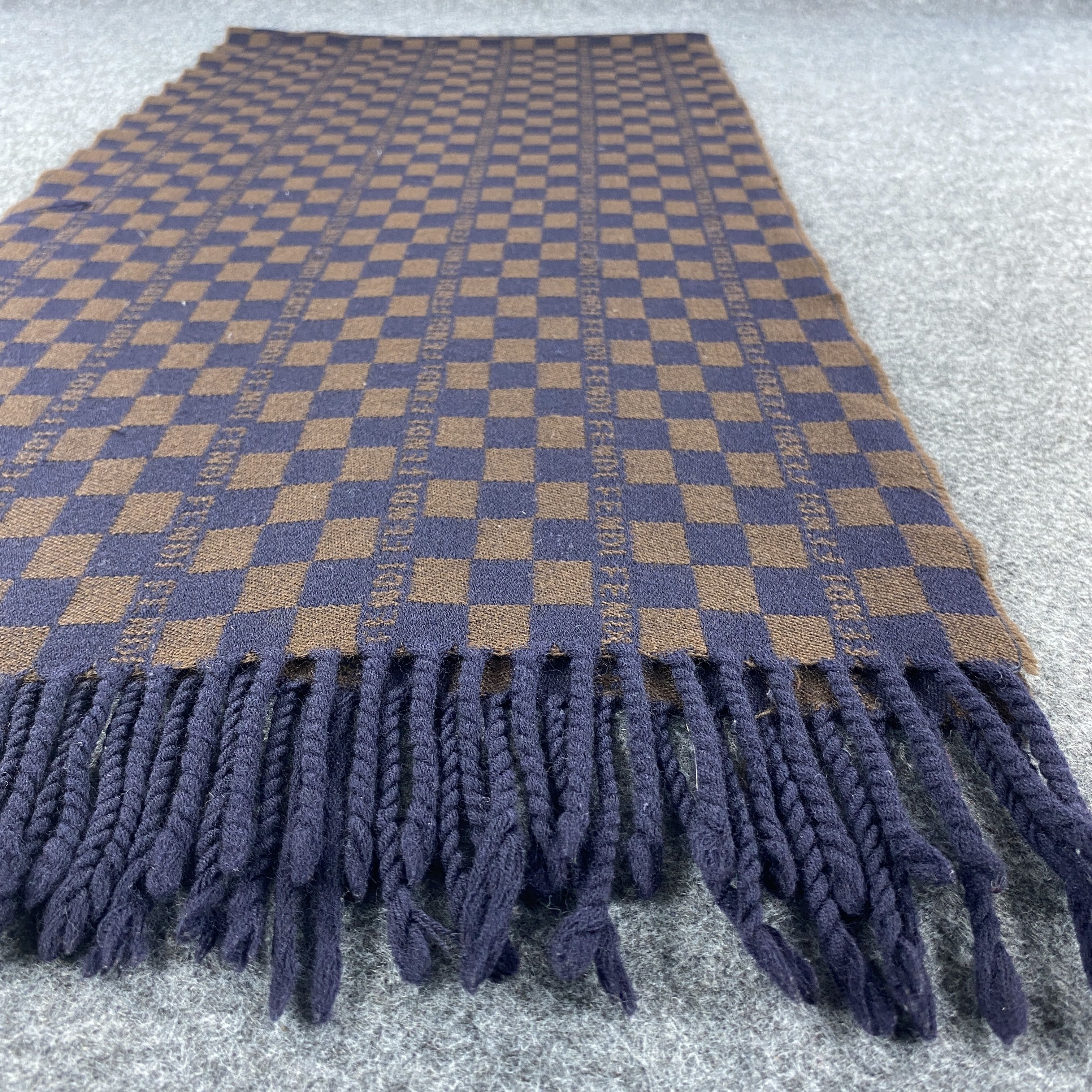 Fendi × Vintage FENDI Scarf # Muffler # Neckwear # D495 Size ONE SIZE - 8 Thumbnail