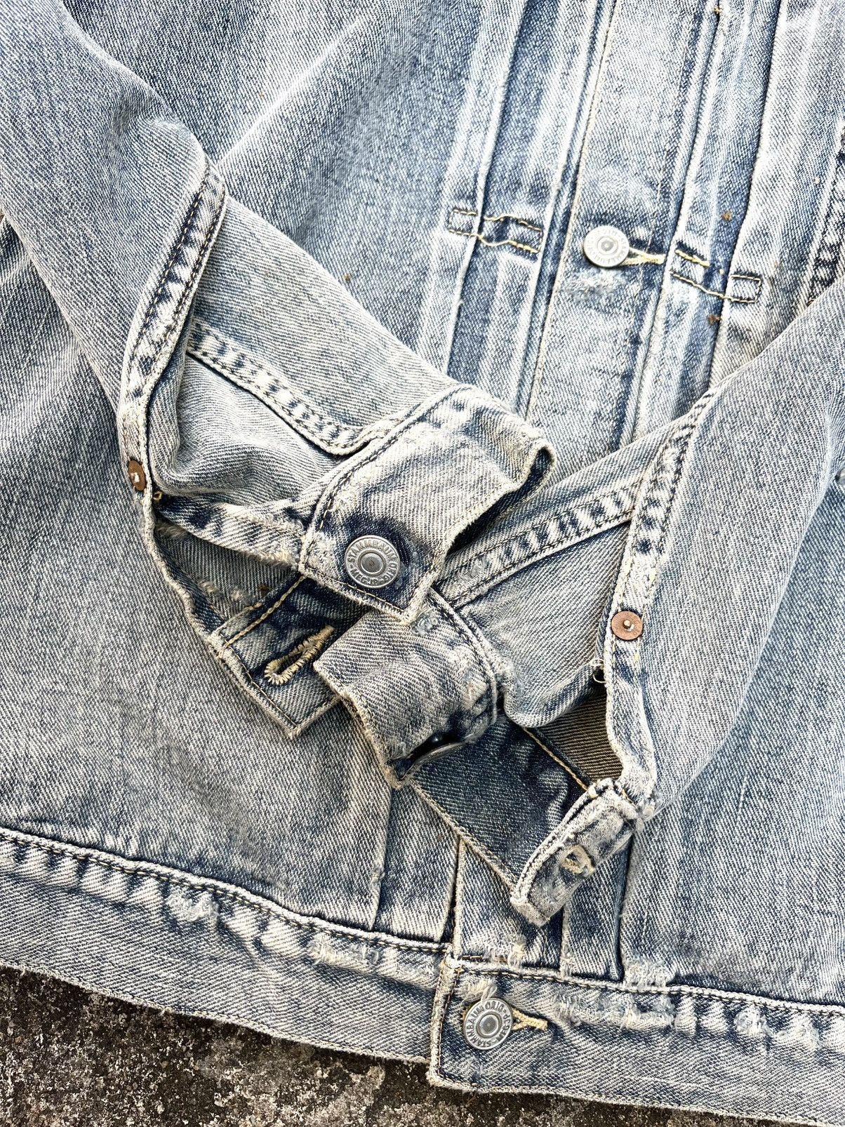 Japanese Brand × Vintage PERFECT!! FADED DISTRESSED VTG. DENIM JACKET JAPAN BRAND Size US M / EU 48-50 / 2 - 10 Thumbnail