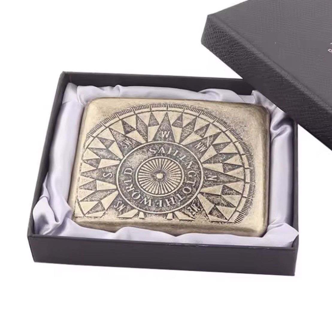 Japanese Brand Pure Bronze Engraved Cigarette Case - Retro Aesthetic Size ONE SIZE - 1 Thumbnail