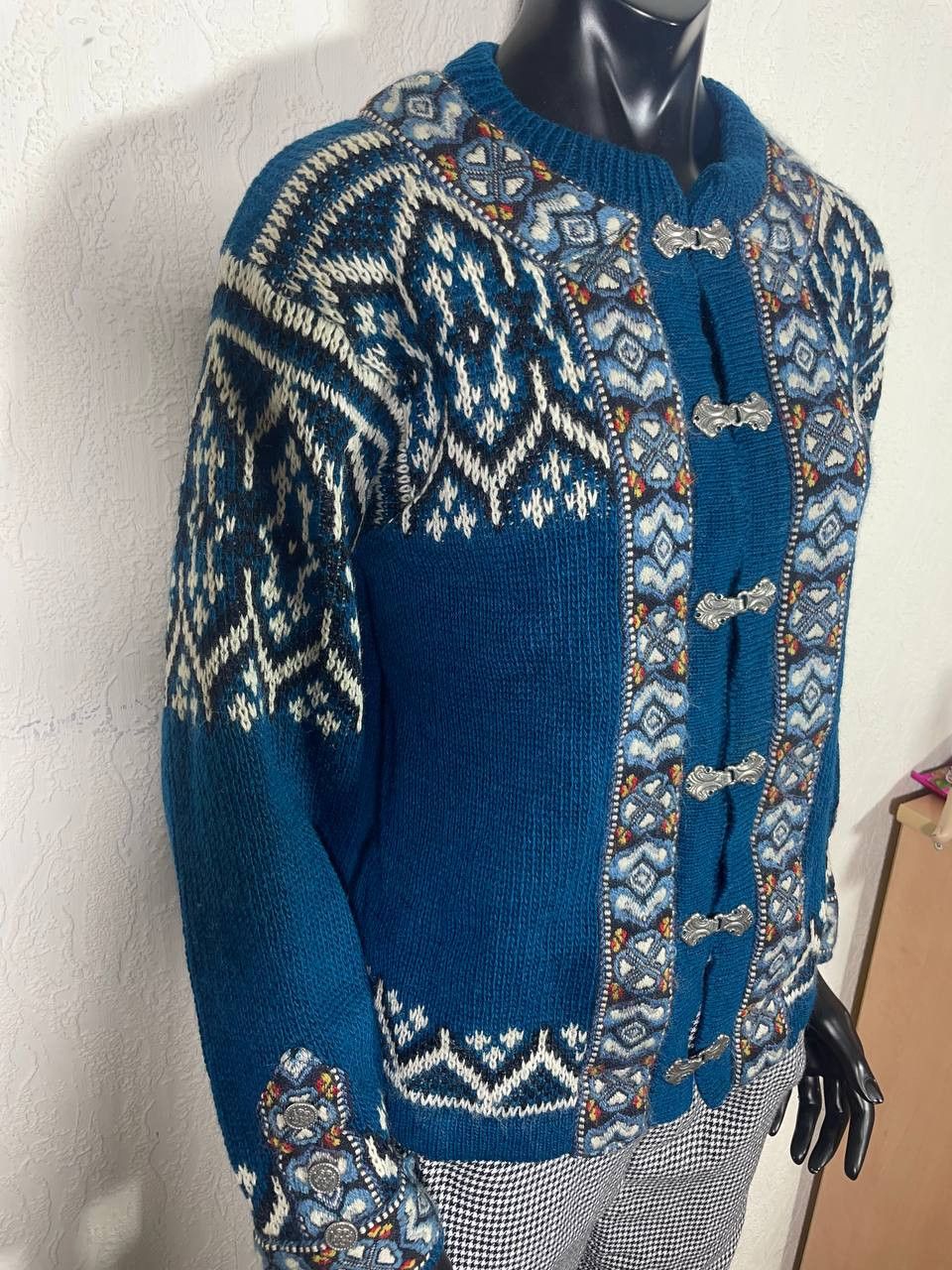 Nordstrom Norwegian NORDSTRIKK Wool Cardigan Sweater, size 42-48 Size L / US 10 / IT 46 - 7 Thumbnail