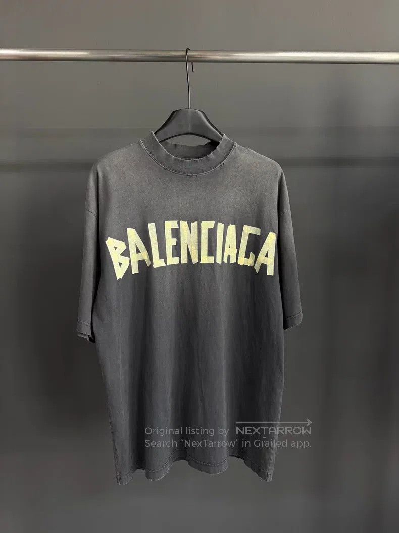 Balenciaga Balenciaga Tape T-shirt Size US M / EU 48-50 / 2 - 1 Thumbnail
