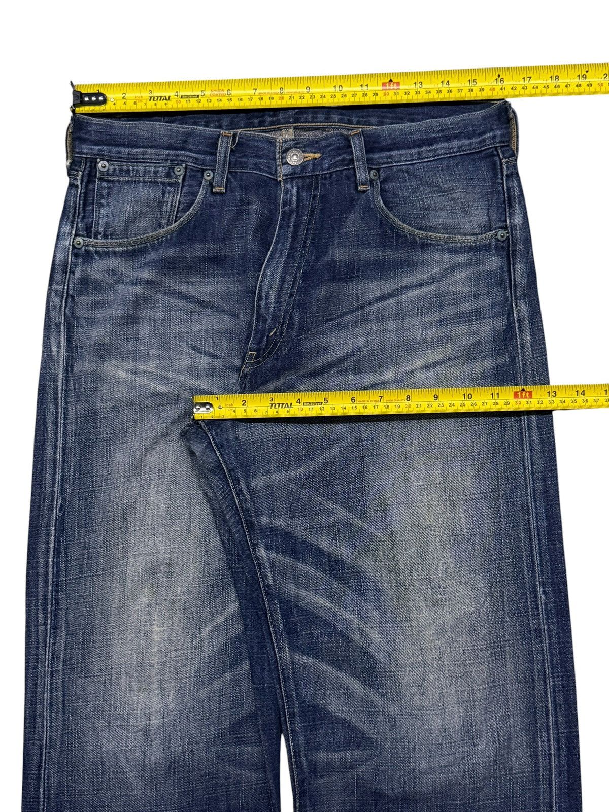 Levi's Vintage Levi’s 553 Japan Denim Jeans | Wide Fit | W32 Size US 32 / EU 48 - 19 Thumbnail