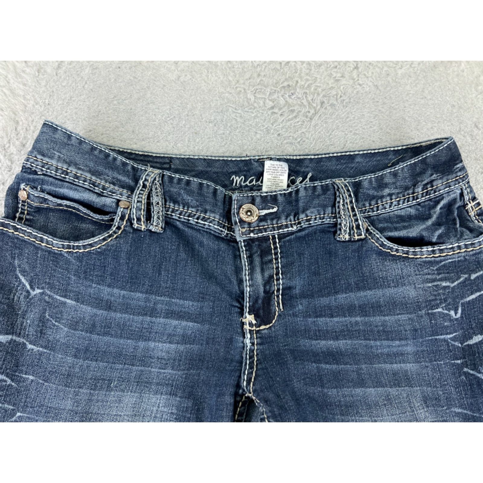 Vintage Maurices Jeans Women 5 Blue Denim Bootcut Low Rise 28x27 Cotton Western 5-Pocket Design Zipper Distressed Stretch Machine Washable Size 27" / US 4 / IT 40 - 4 Thumbnail