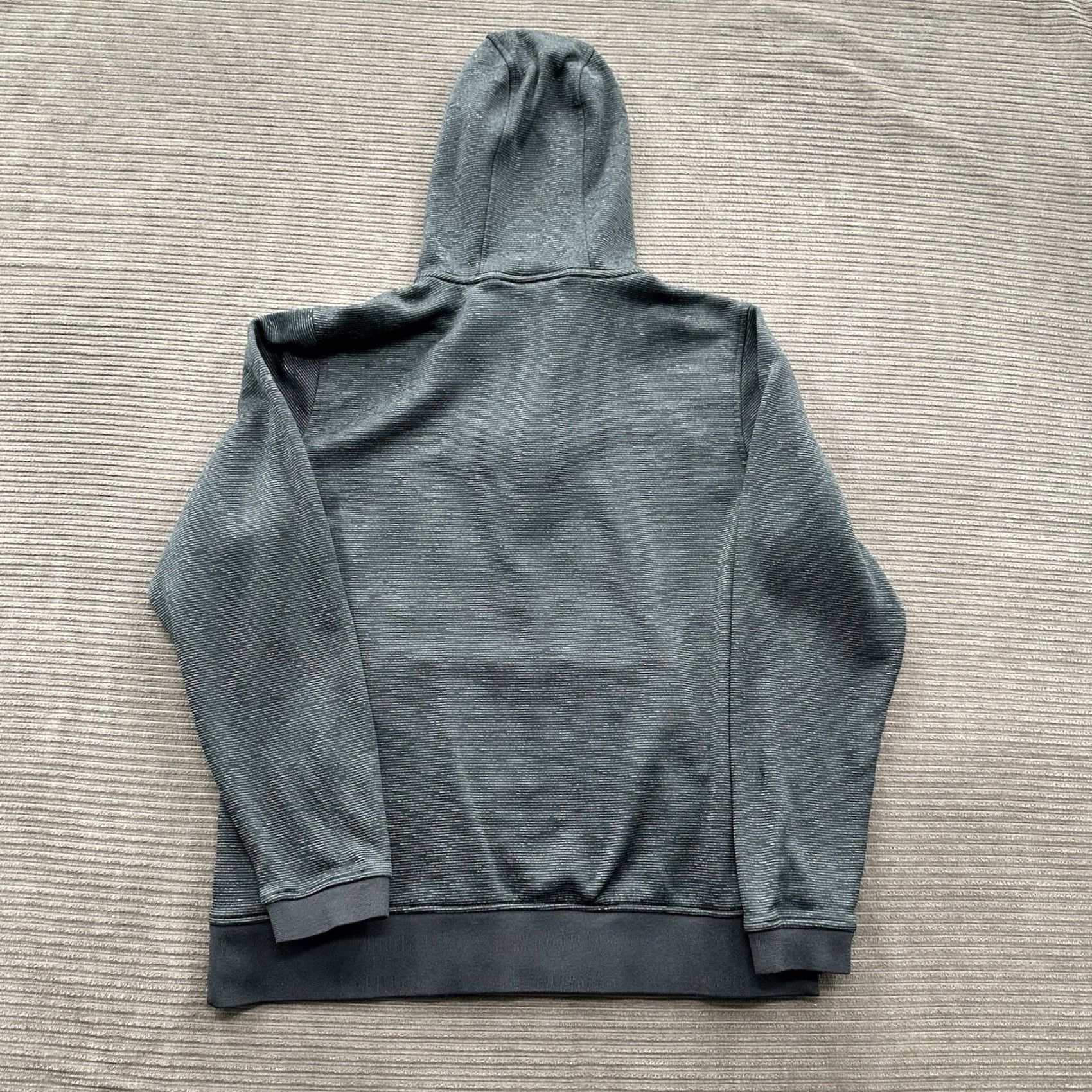 Under Armour Under Armour Hoodie Men M Gray Polyester Gym Training Athletic Pullover Hooded Long Sleeve Size US M / EU 48-50 / 2 - 2 Thumbnail