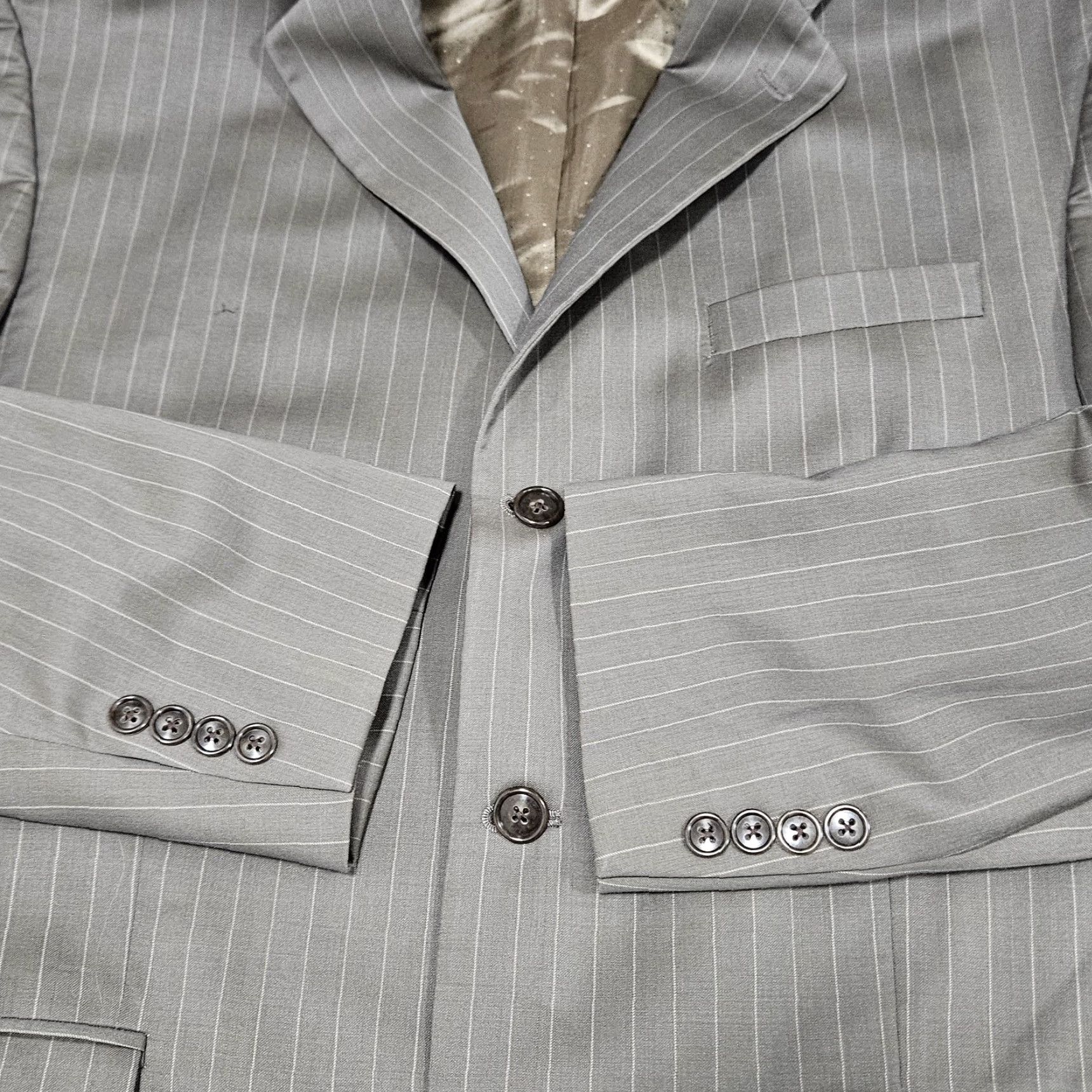 Calvin Klein Calvin Klein Grey 100% Wool Striped Full Pant Suit 2 Piece Set 42R Mens Suit Shirt? Size 42R - 7 Thumbnail