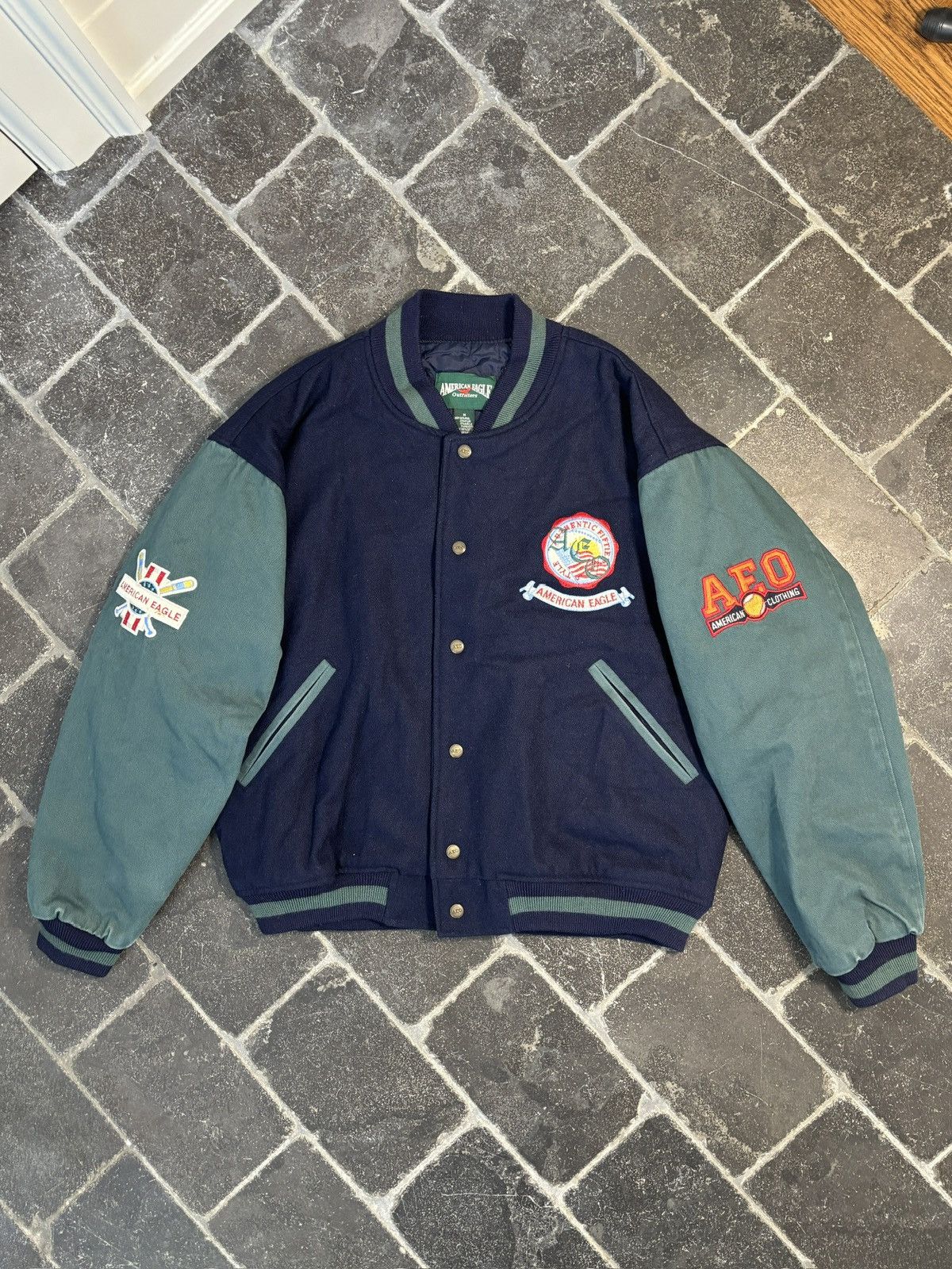 American Eagle Outfitters 1990s American Eagle Vintage Bomber Jacket Chenille Patch M Size US M / EU 48-50 / 2 - 1 Thumbnail