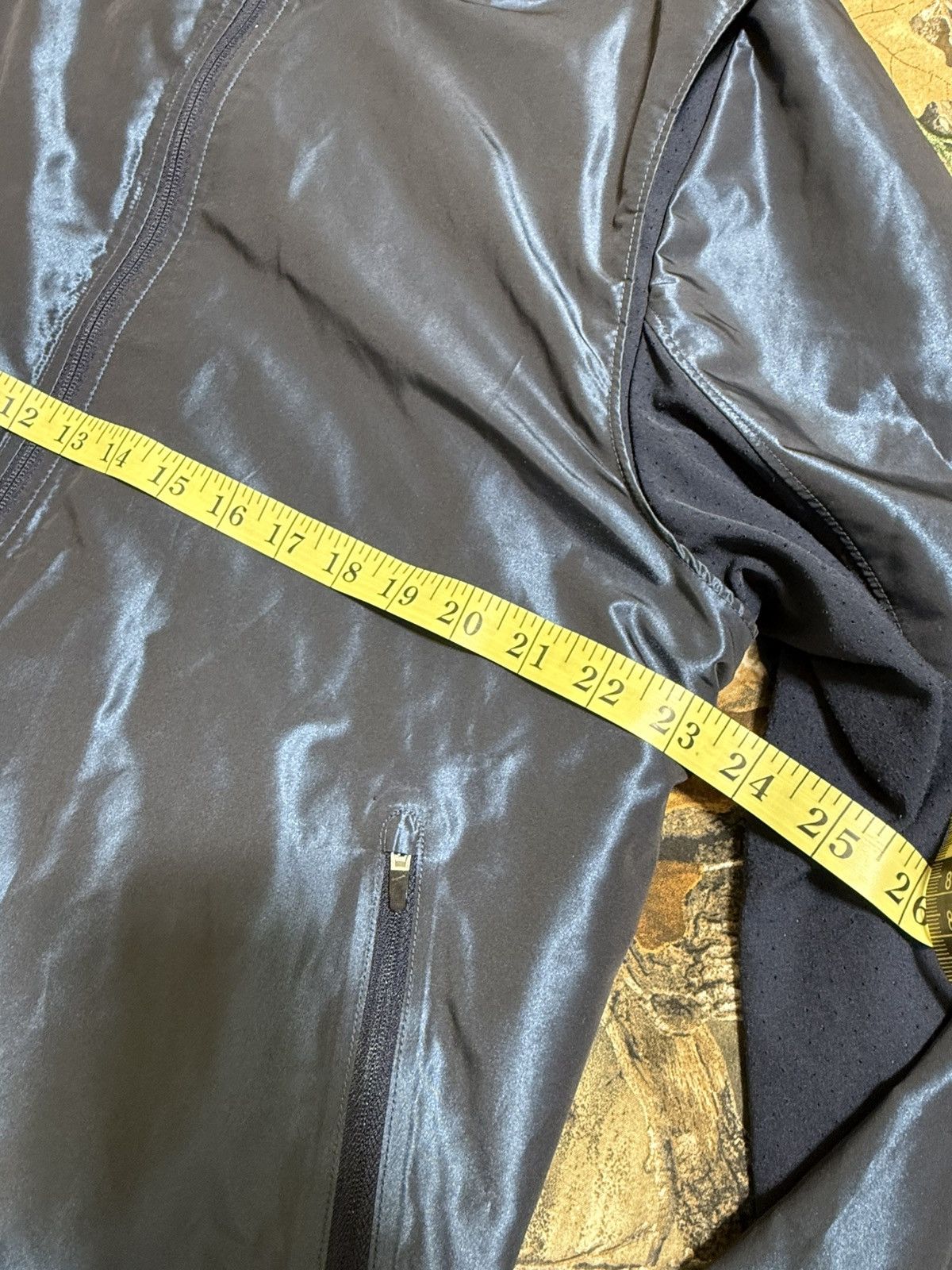 Nike ***FINAL DROP***RARE NIKE SHIELDTECH METALLIC JACKET SIZE XL Size US XL / EU 56 / 4 - 2 Thumbnail