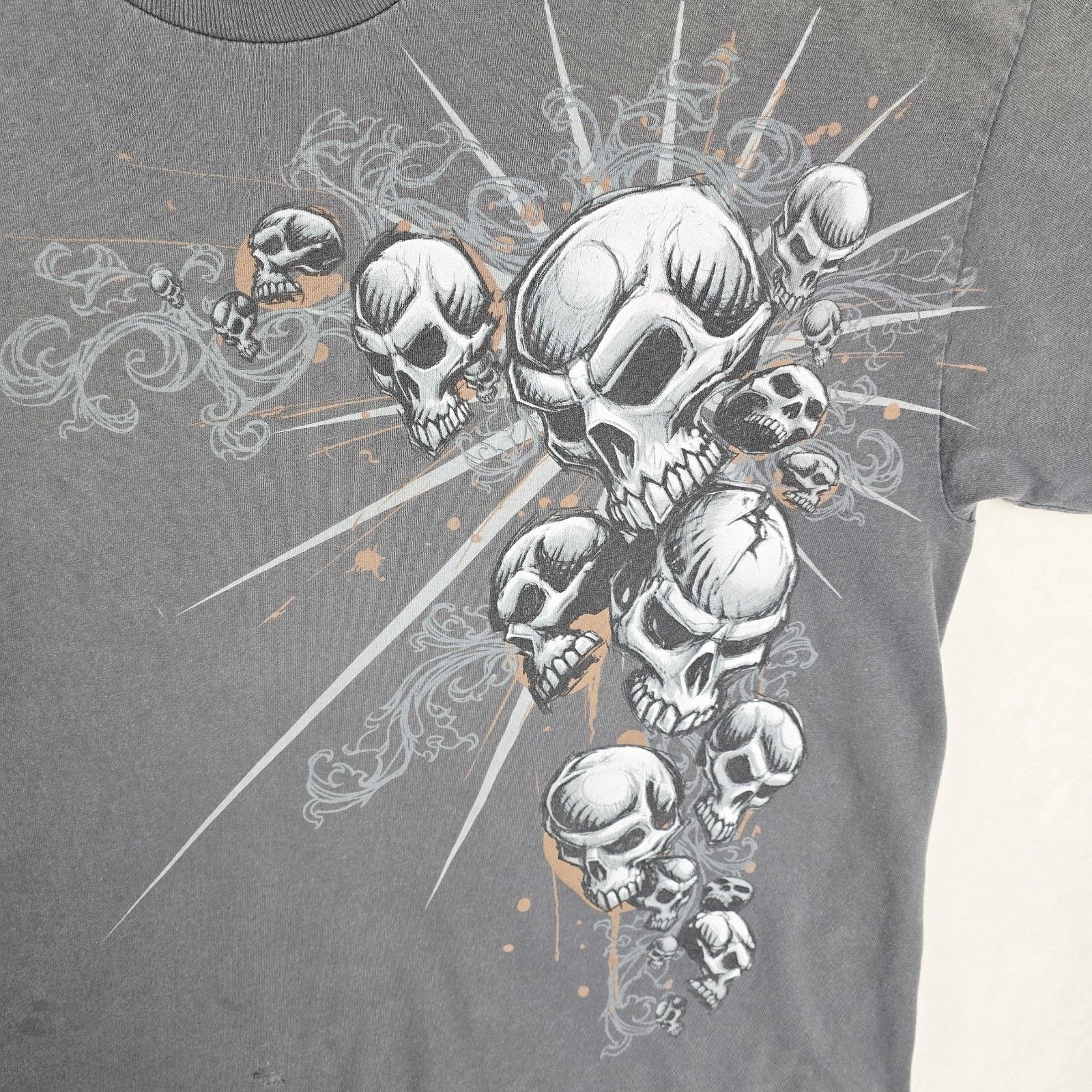 Other Vintage Y2k Skulls & Smoke Shirt Mens Size XL Gray Skater Size US XL / EU 56 / 4 - 3 Thumbnail