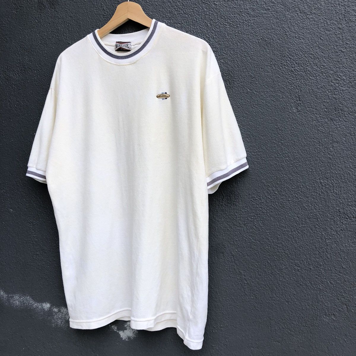 Quiksilver Vintage Surf Quiksilver Embroided Tshirt Size US XL / EU 56 / 4 - 3 Thumbnail
