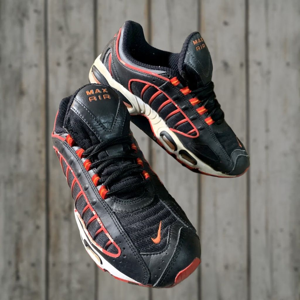 Nike Nike Air Max Tailwind IV 4 Black Red White 2007 Mens Size 9.5 Rare 309306-081 Sneakers Size US 10 / EU 43 - 1 Thumbnail