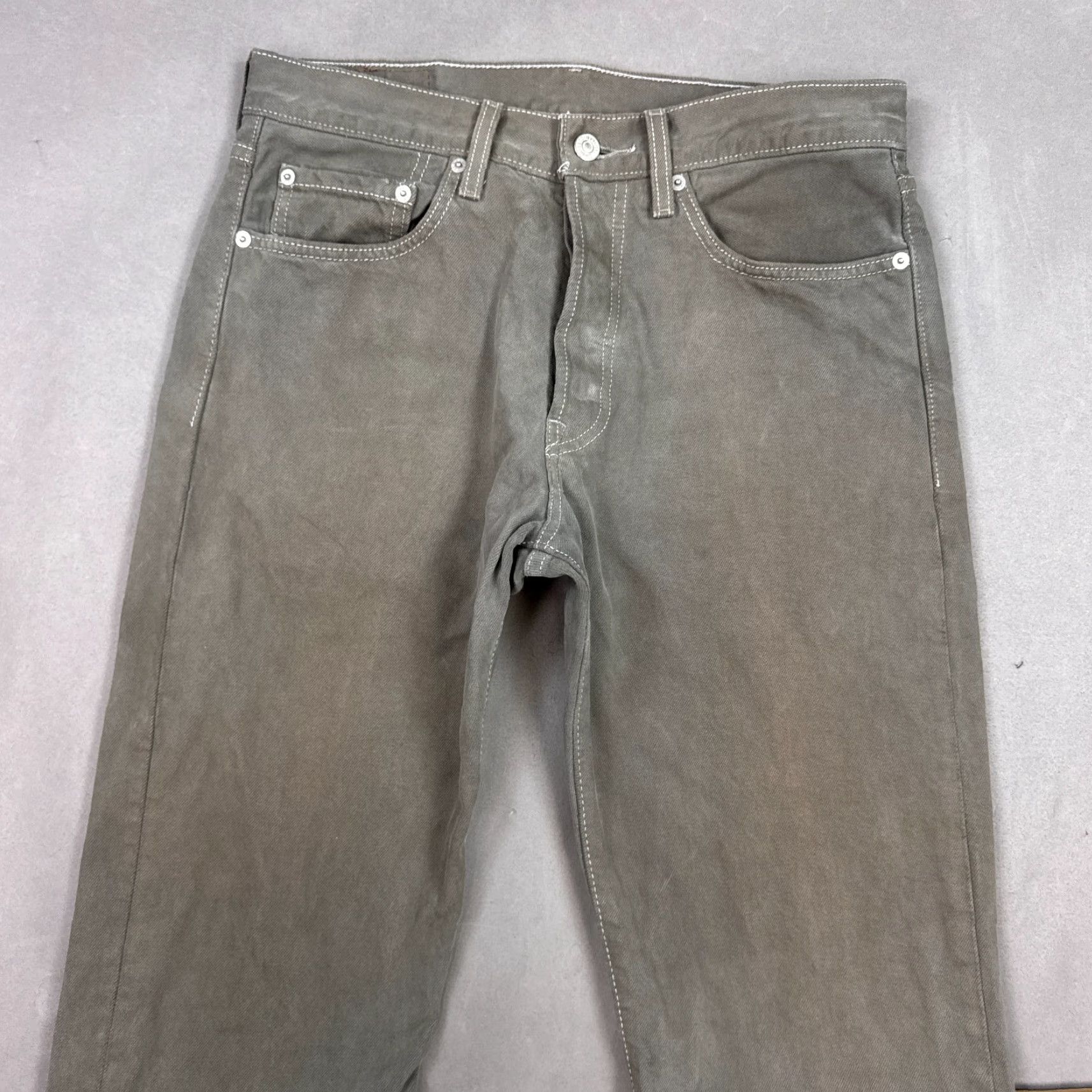 Levi's Levi's 501 Jeans Mens 32x30 Gray Denim Straight Button Fly Size US 32 / EU 48 - 2 Thumbnail