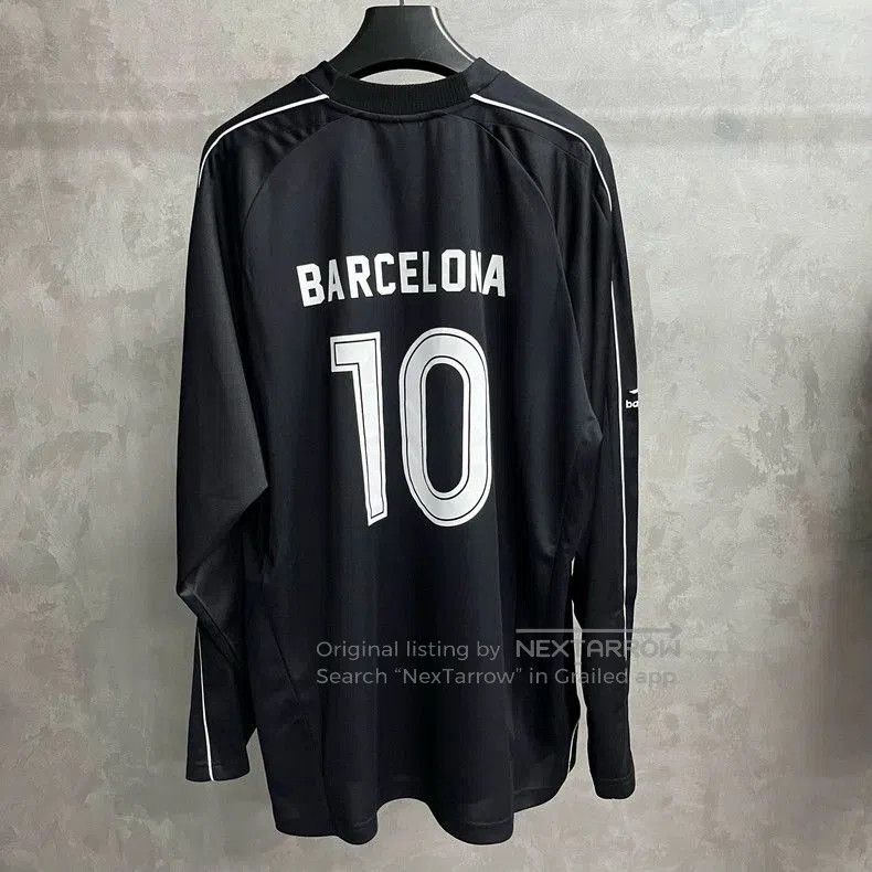 Balenciaga Balenciaga Black Graphic Long Sleeve T-shirt. Size US L / EU 52-54 / 3 - 5 Thumbnail