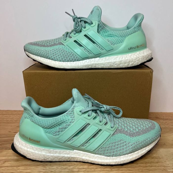 Lady on sale liberty ultraboost