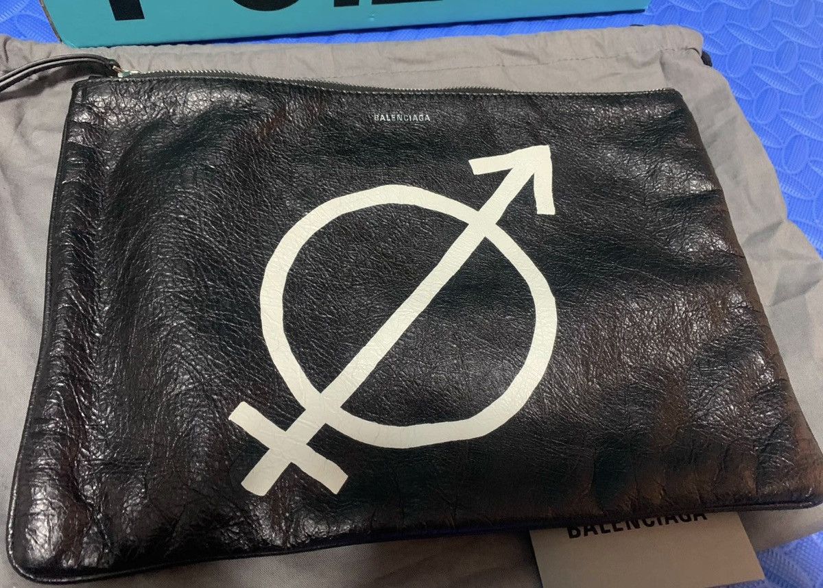 Balenciaga Gender Neutral Print Pouch Black Size ONE SIZE - 2 Thumbnail