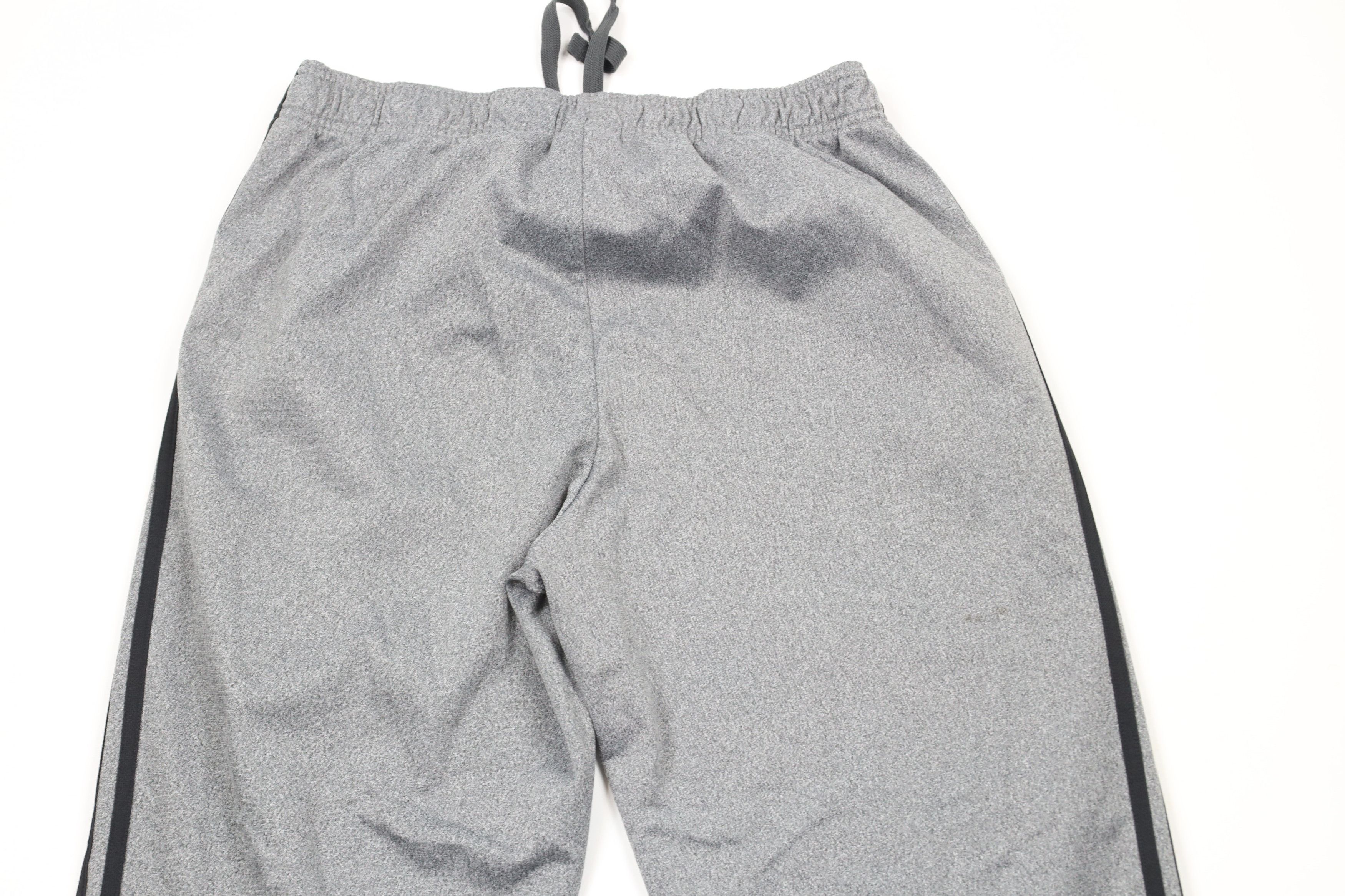 Adidas × Vintage Vintage Adidas Striped Wide Leg Sweatpants Heather Gray Size US 36 / EU 52 - 9 Thumbnail